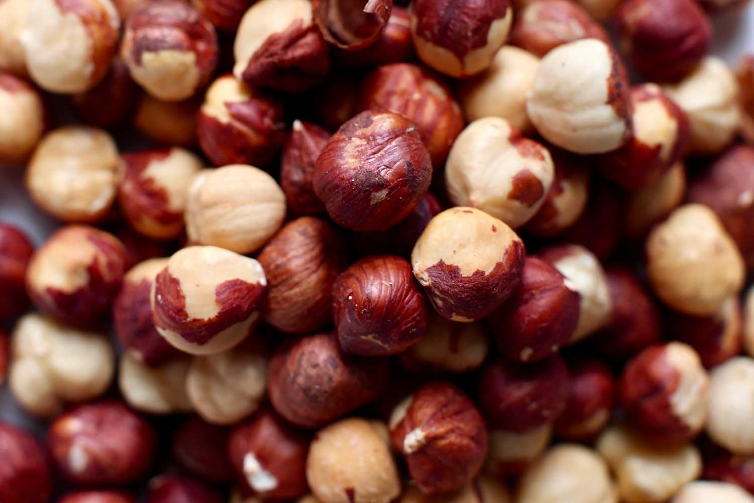 hazelnut-currant-rolls-10-O.jpg