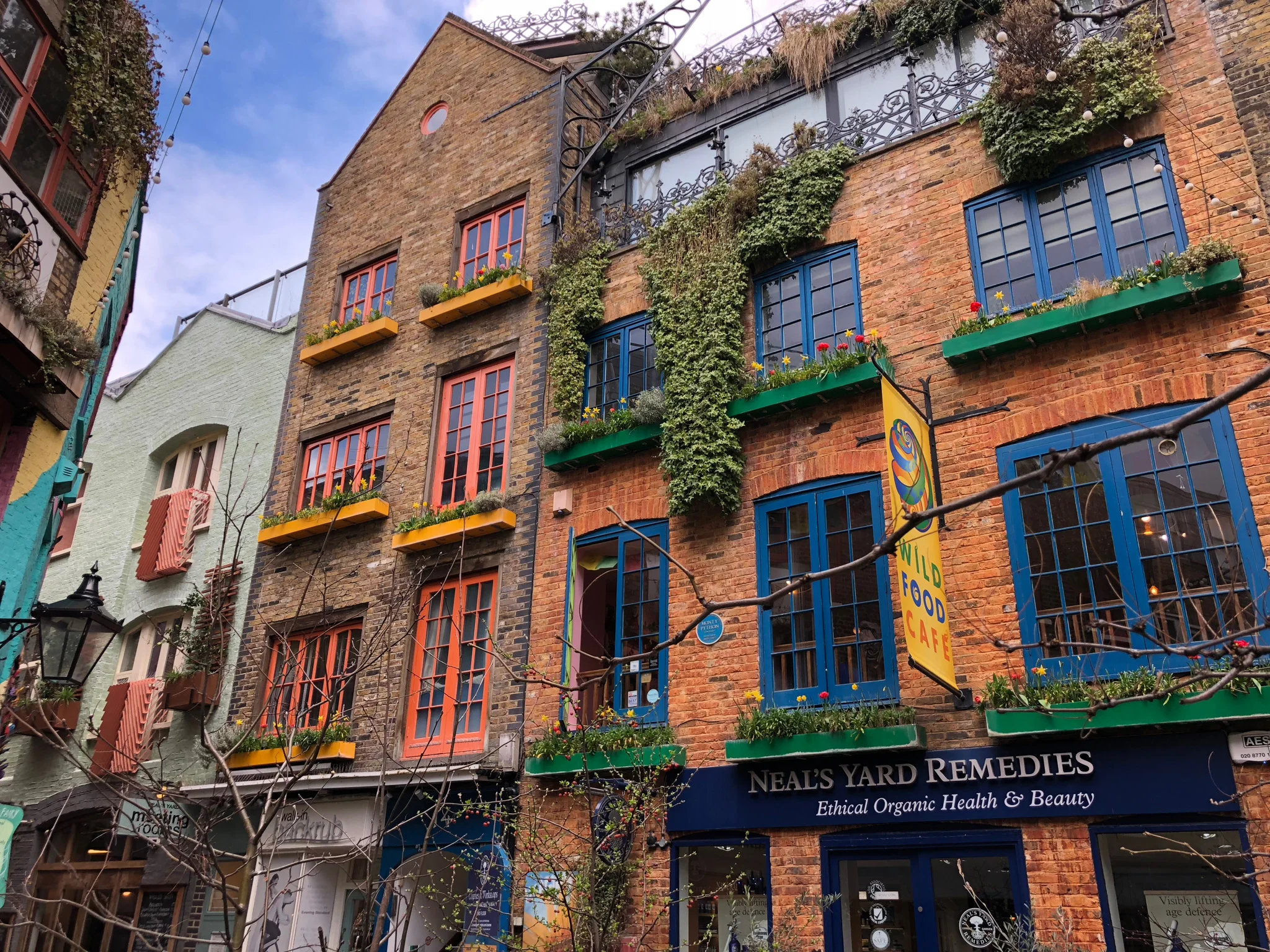 In London : Tuesday March 27