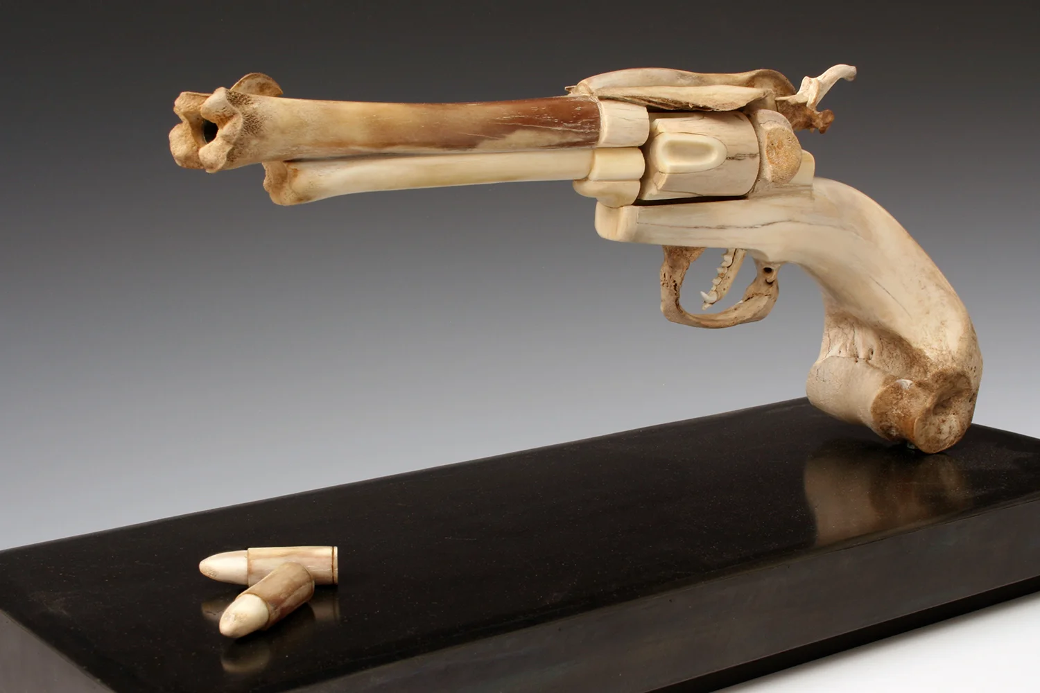 Gun