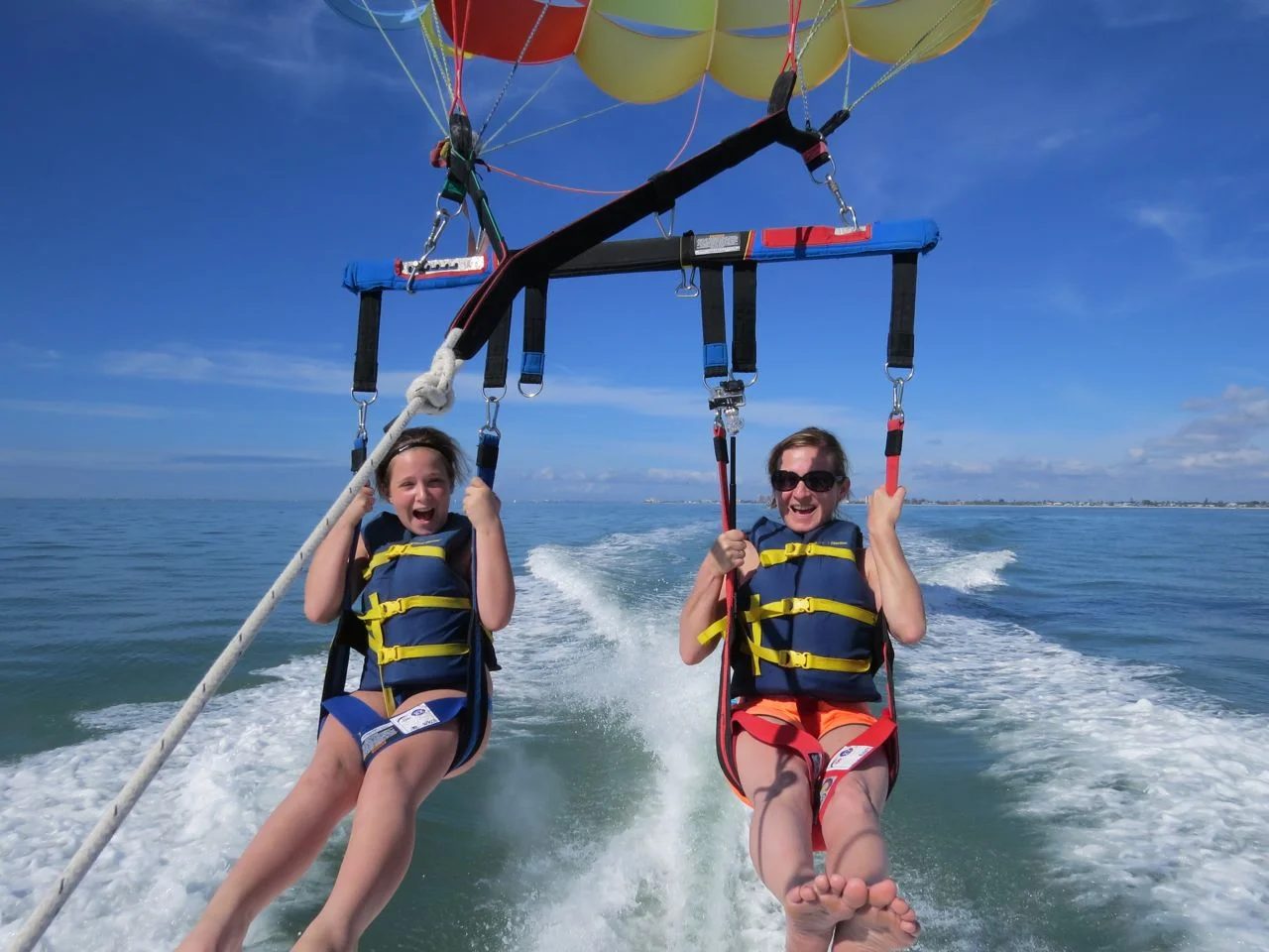 parasailing.jpg