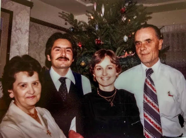 With my brother and parents, Christmas 1987.
