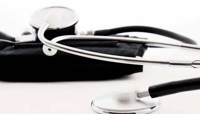 Article-doctors-teachers.jpg