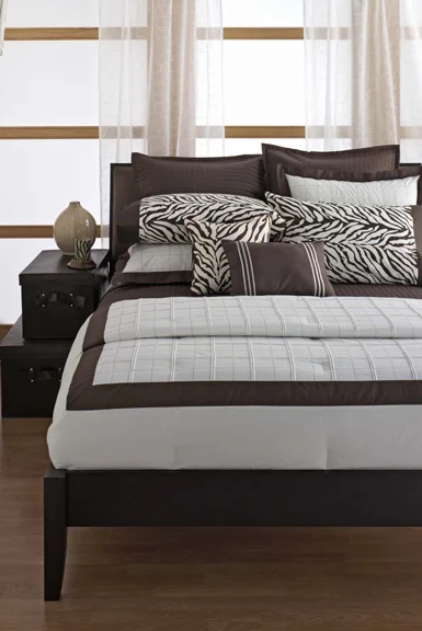 SAFARINITES copy.jpg