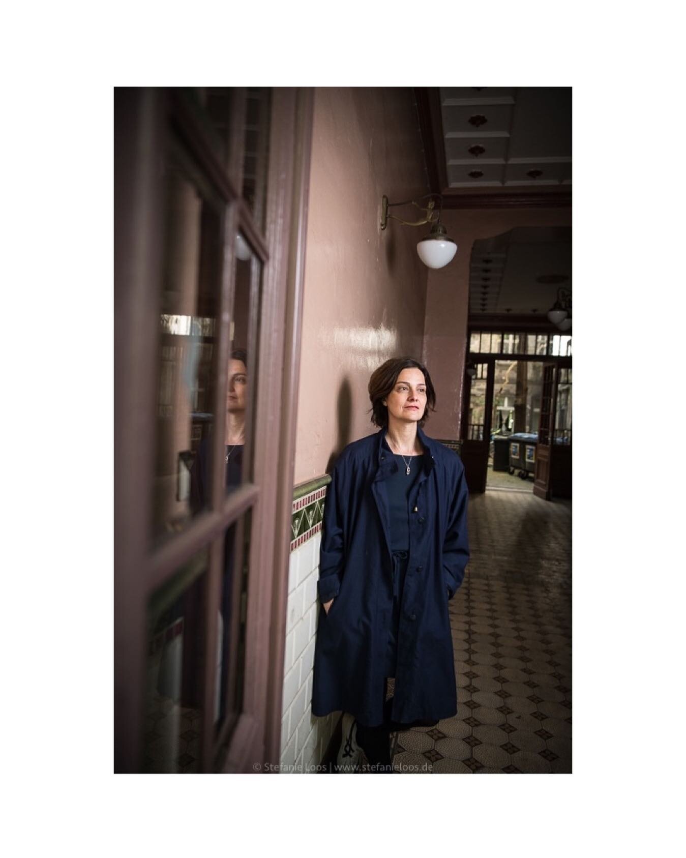 Katja Petrowskaja in Berlin
 
f&uuml;r @taz.die_tageszeitung 
.
.
.
.
.
.
.
.
.
.
#portrait #photojournalism #fotokombinat #stefanieloos #stefanieloosfotografie #womenphotograph #freelens #femalephotographer #nikon #nikondeutschland #katjapetrowskaja