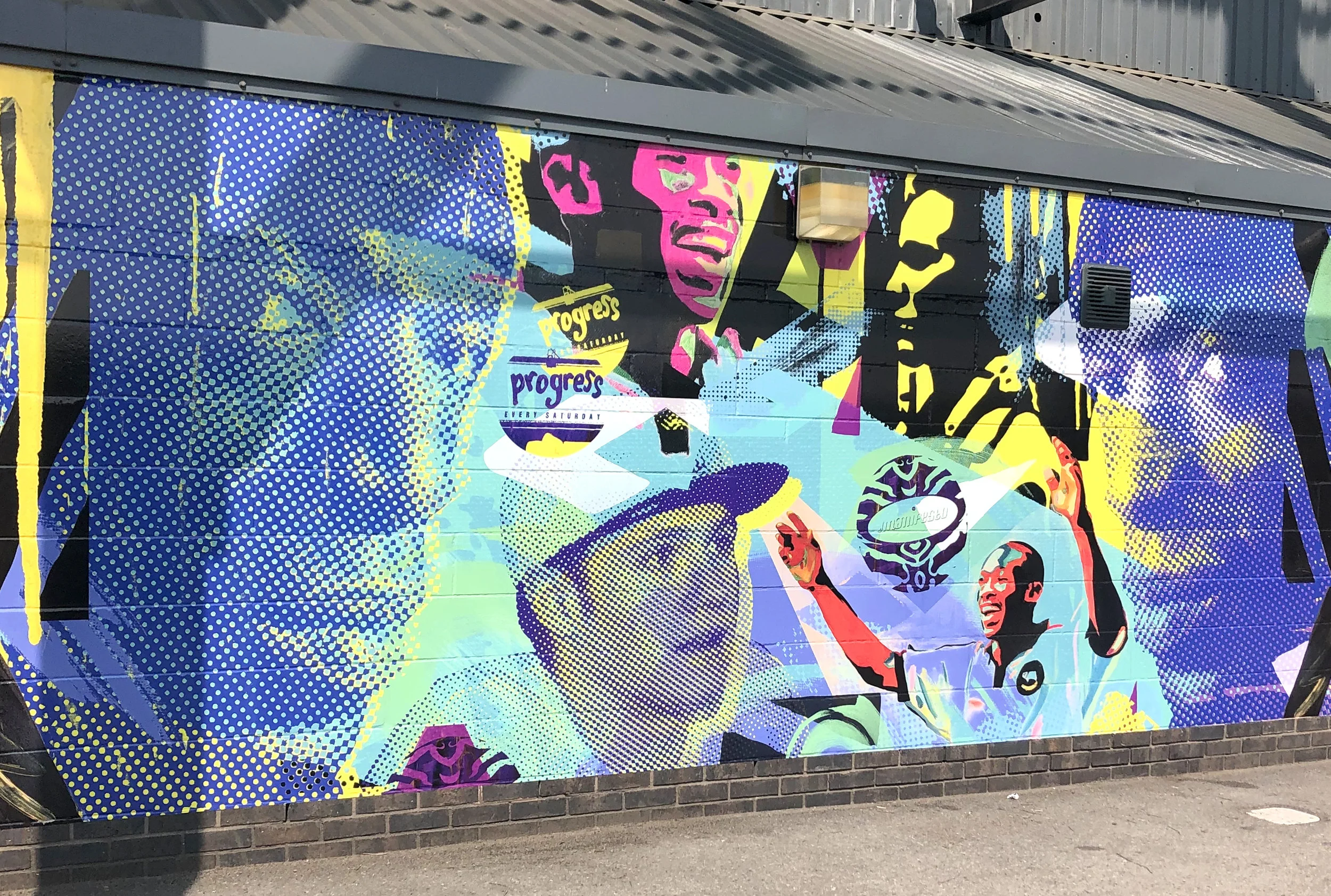 Iona Rowland_Turn Up The Bass_Mural.jpg