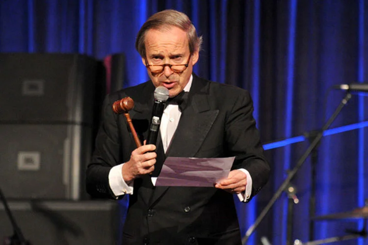 simonedepury.jpg