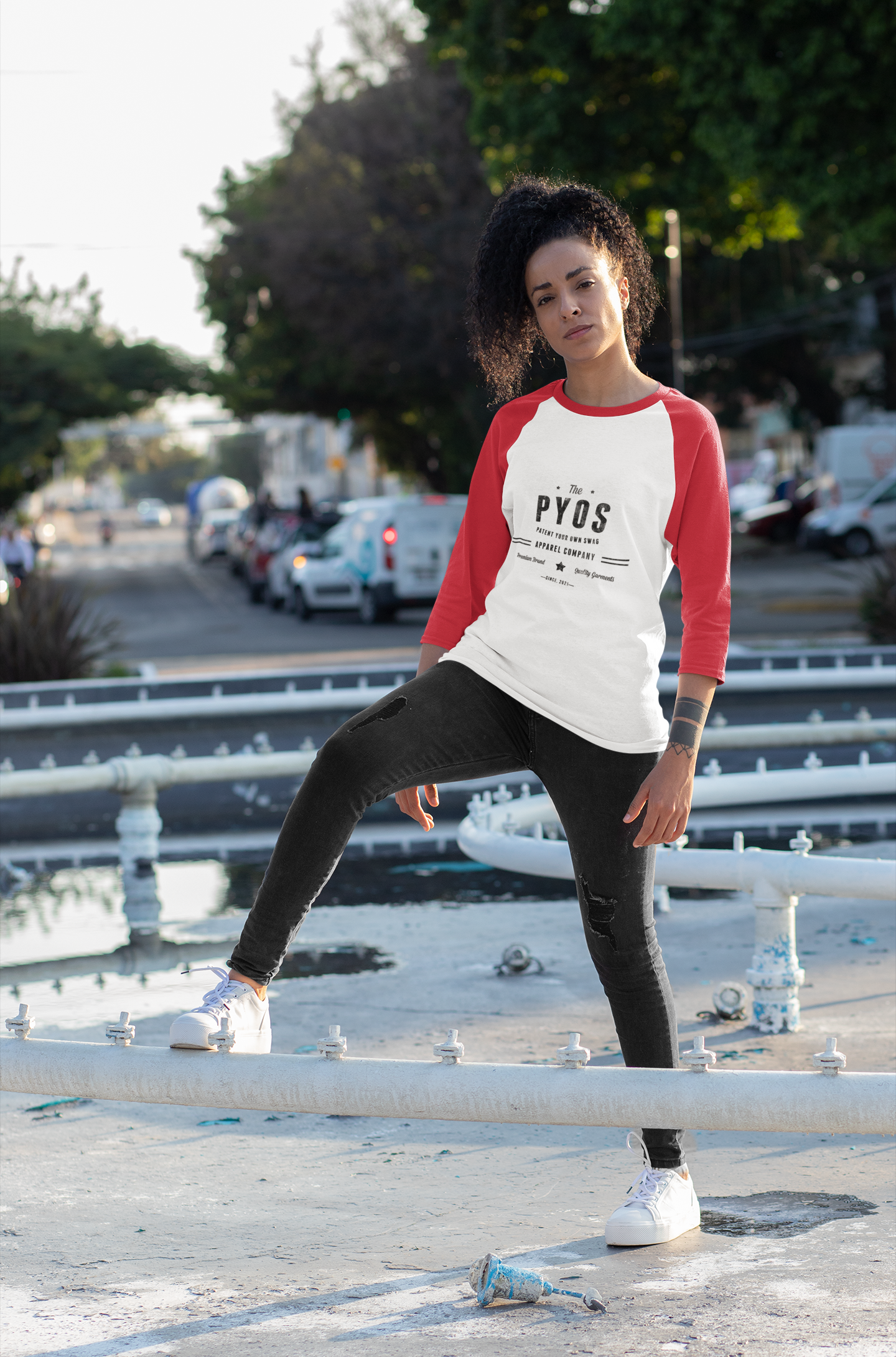 mockup-of-a-woman-wearing-a-three-quarter-sleeve-raglan-tee-30240.png