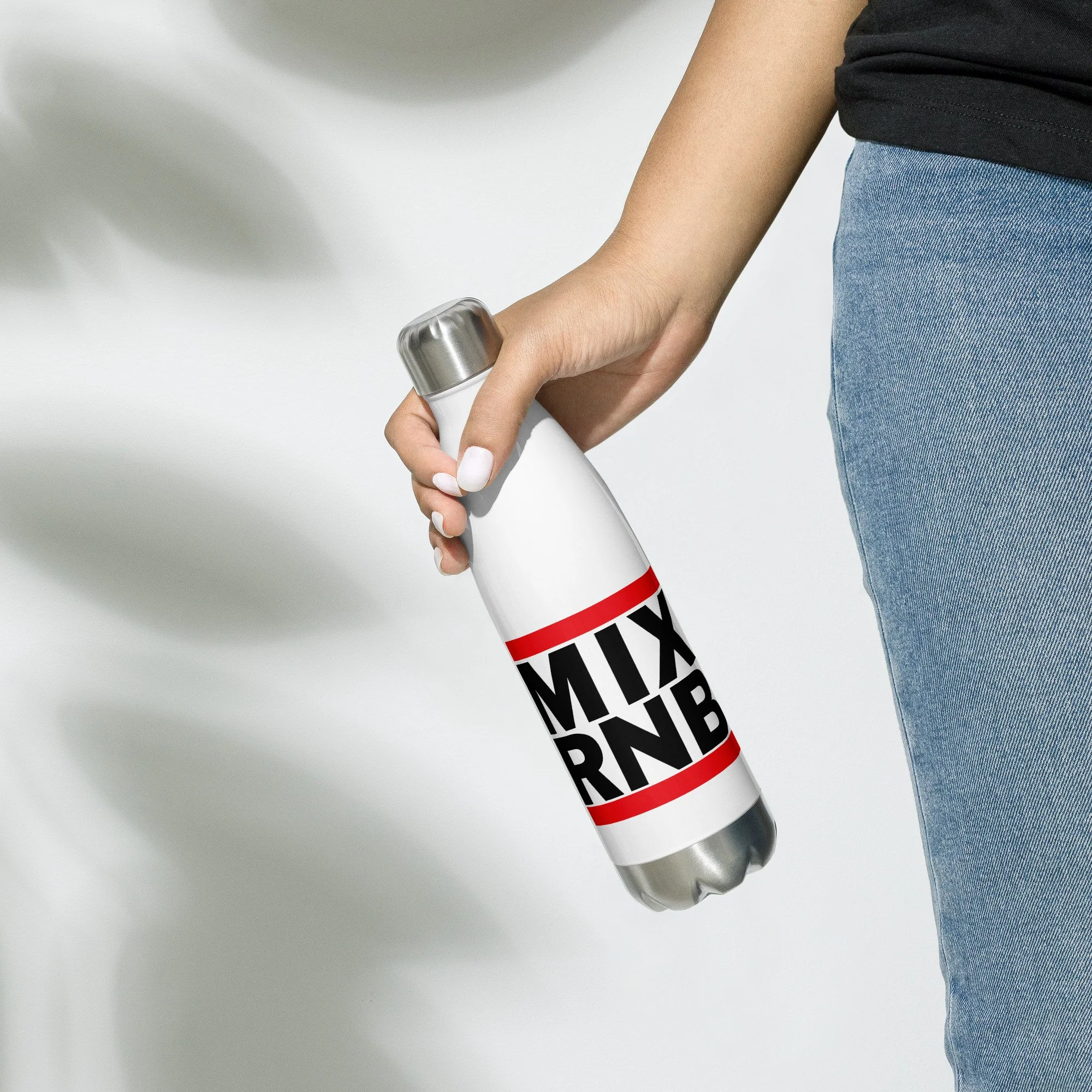 stainless-steel-water-bottle-white-17-oz-front-2-67642da2840ae.jpg