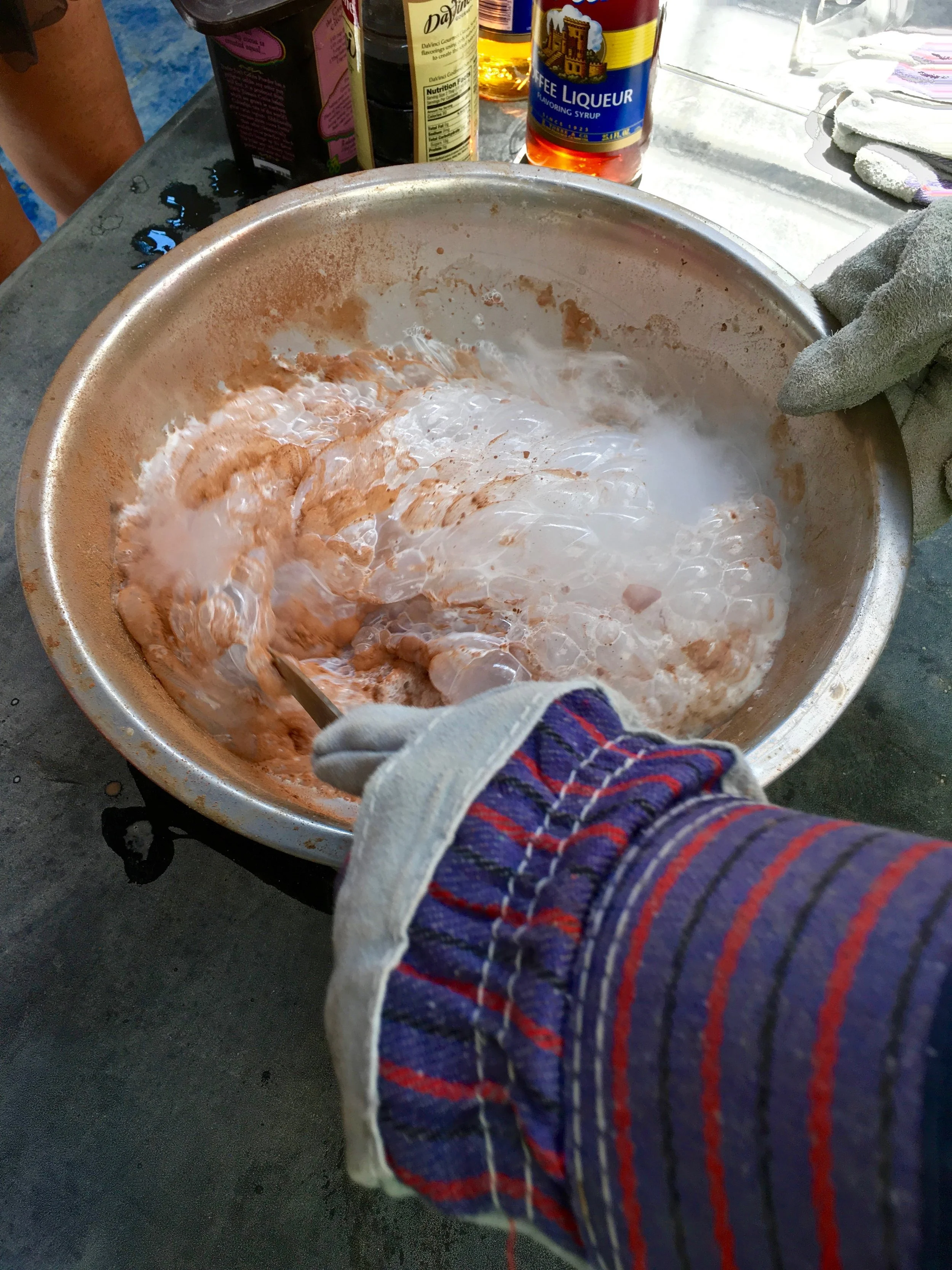 liquid nitrogen ice cream making