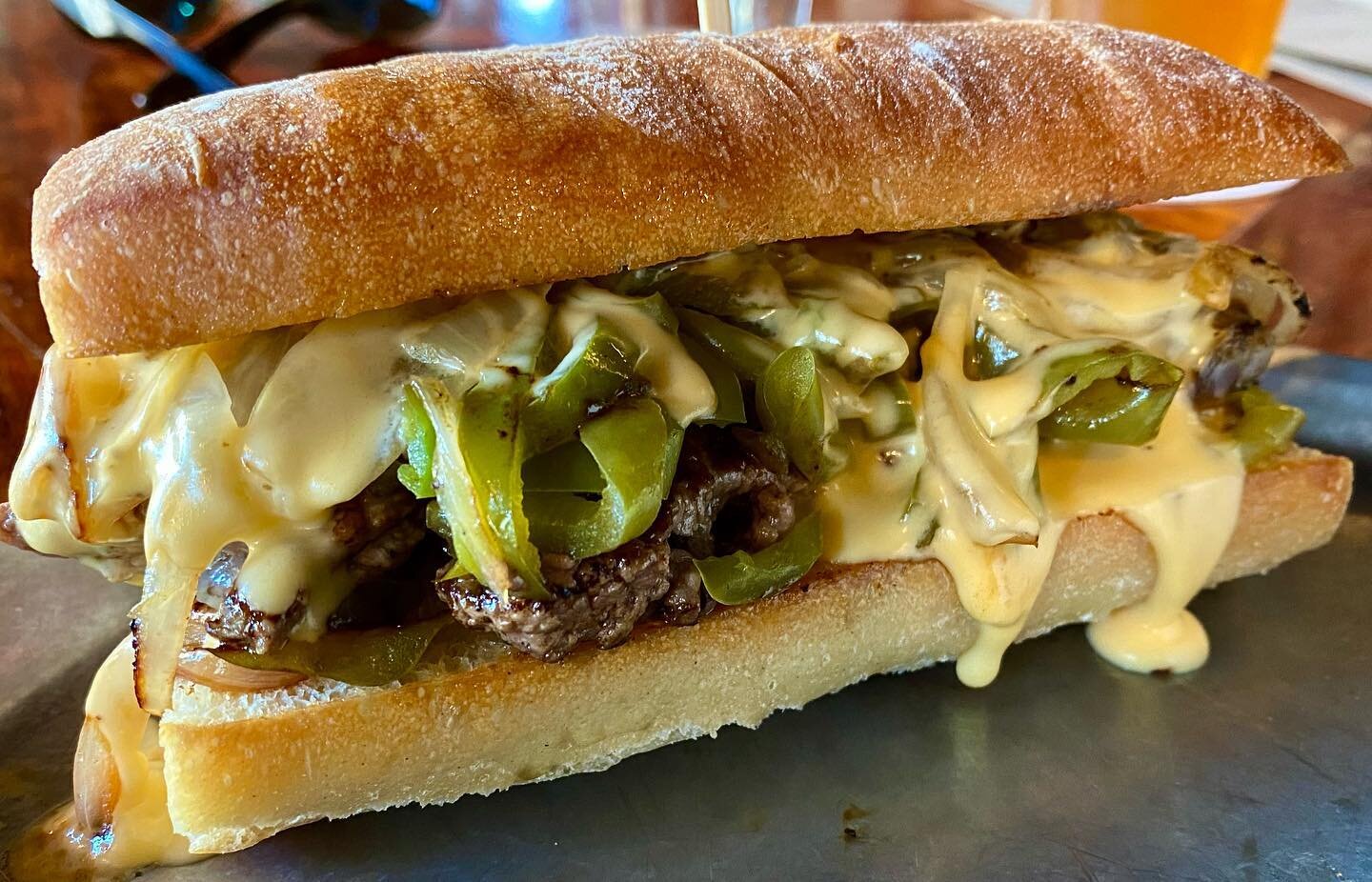 The neatest cheesesteak sandwich I&rsquo;ve ever had for sure at Elysium Brewing
,
,
,
#sandwich #cheesesteak #elysiumbrewing #seattle #steak #cheese #dinner #greenpeppers #onions #food #placesiveeaten