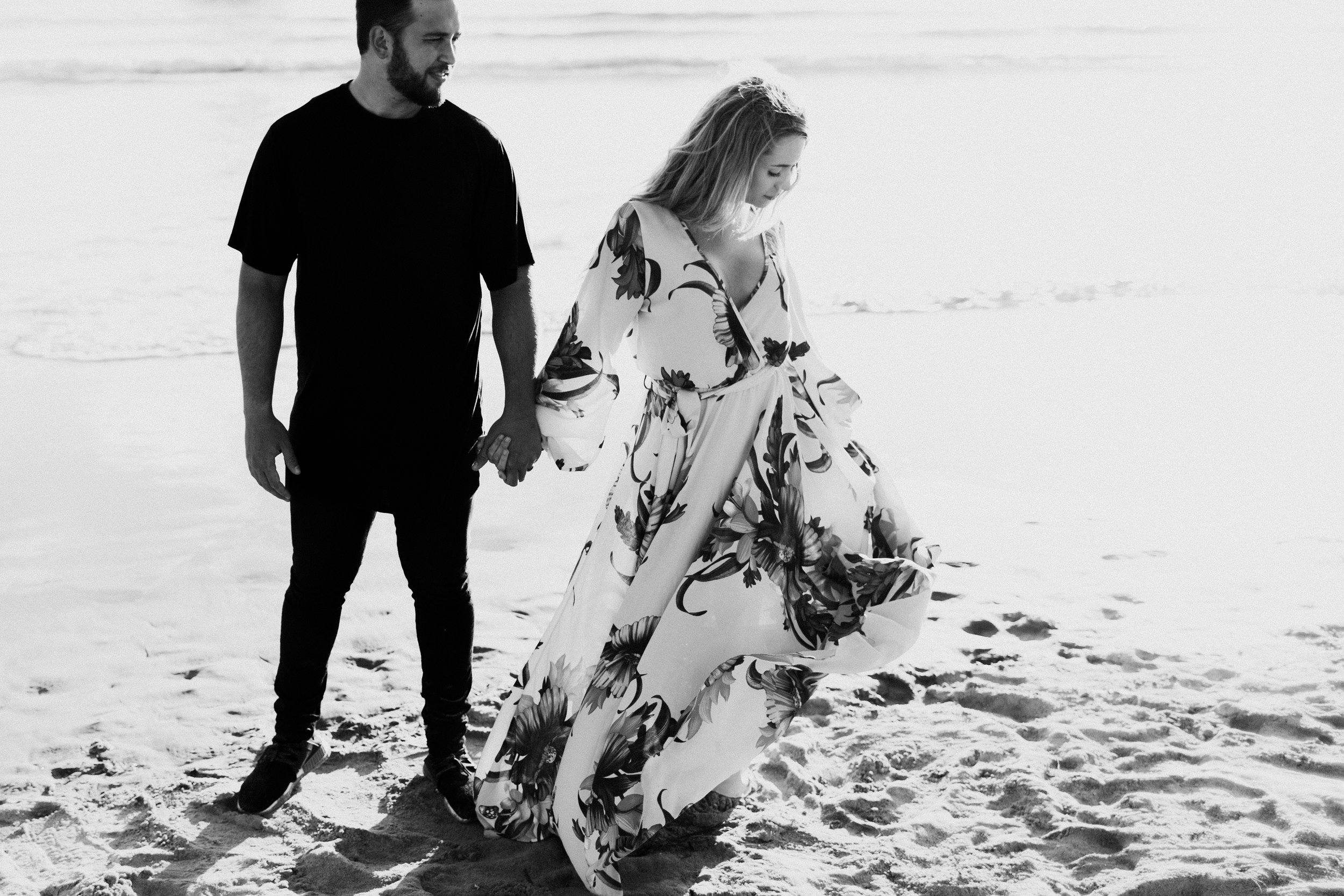 MADISONRYLEE_HANNAH+DAKOTA_CANNONBEACH_OREGONEngagement_0005.jpg