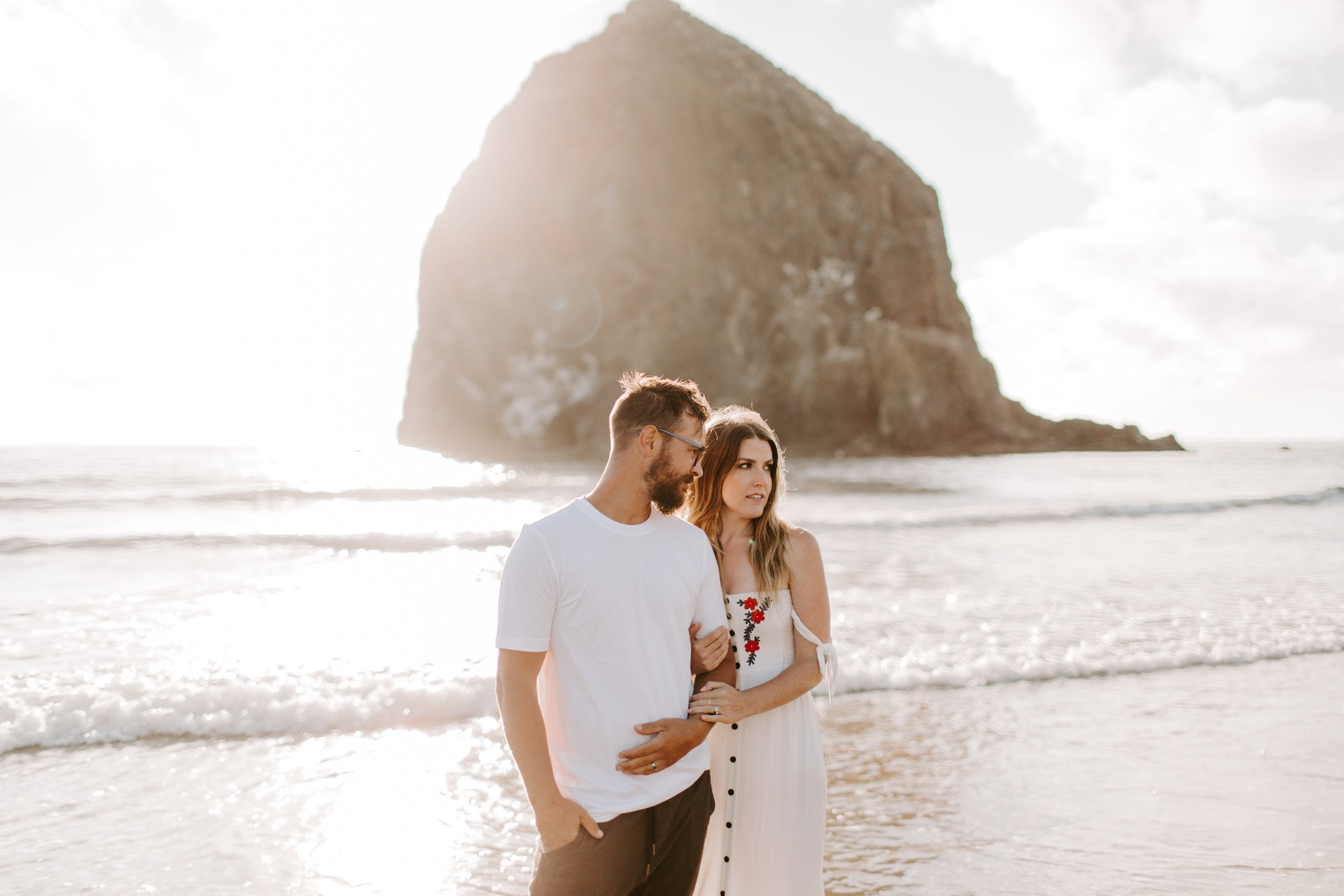 MADISONRYLEE_STEPH+JAMES_CANNONBEACH_OREGONEngagement_0017.jpg