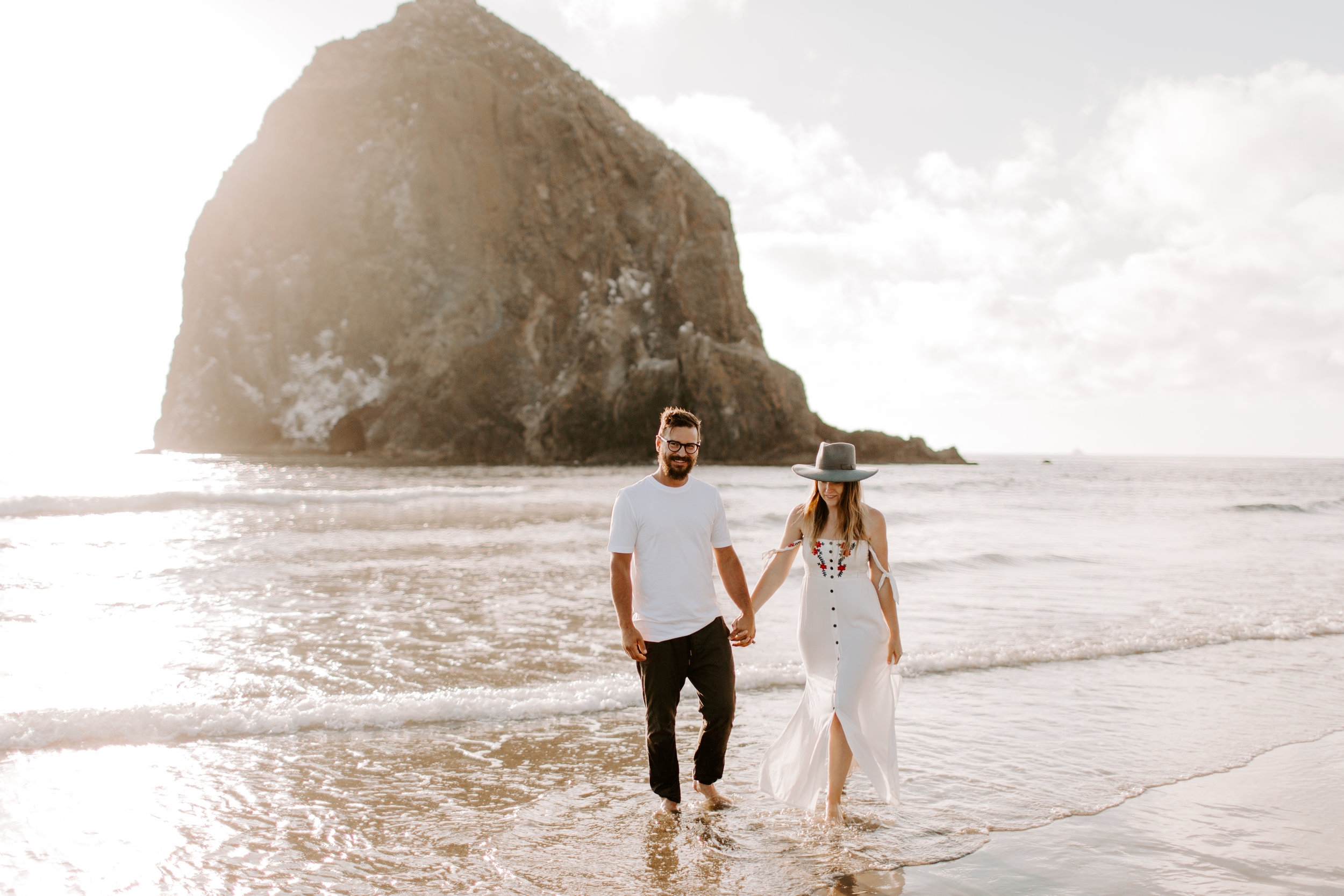 MADISONRYLEE_STEPH+JAMES_CANNONBEACH_OREGONEngagement_0028.jpg