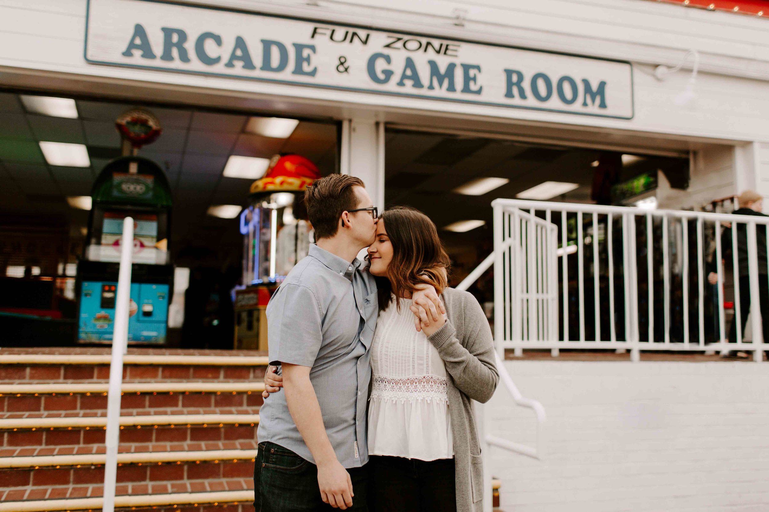 maddie+jordan_engagement_balboabeach_madisonrylee_0032.jpg