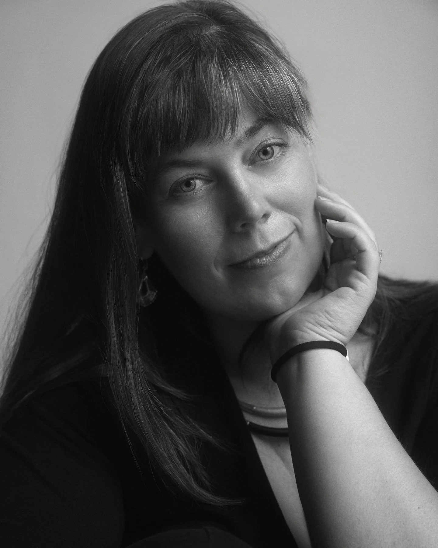 Portraits of friends in my garage. 
This is Erica. @crossingtheratterlin 
(Post 3/6)