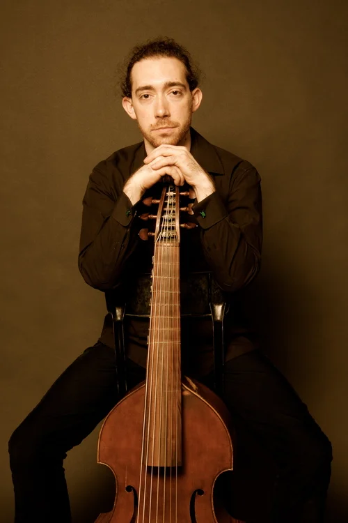 Developing a varied career as performer, composer/arranger, and scholar, Andrew Arceci performs regularly on the viola da gamba (viol), violone, and double bass throughout North America, Europe, and Asia. In the United Kingdom, he has appeared with the Orchestra of the Age of Enlightenment, Cöthen Baroque, and Oxford Baroque. In the United States, he has collaborated with the Boston Camerata, Handel & Haydn Society, the Arcadia Players, Tempesta di Mare , Harmonious Blacksmith, The Folger Consort, the Washington Bach Consort, and the Washington National Cathedral; he currently serves as principal bassist with Boston’s L'Académie Baroque Orchestra and Chicago’s Baroque Band. He has given workshops at the University of Oxford ( UK ), the University of Cambridge ( UK ), the University of Edinburgh ( UK ), the Narnia Arts Academy (Narni; Italy), the Taipei National University of the Arts (Taiwan), Burapha University (Thailand), and Bloomsburg University of Pennsylvania (USA). Currently, he directs the Collegium Musicum at Wellesley College, serves on the Winchendon Cultural Council, and works as a freelance artist throughout North America, Europe, and Asia.