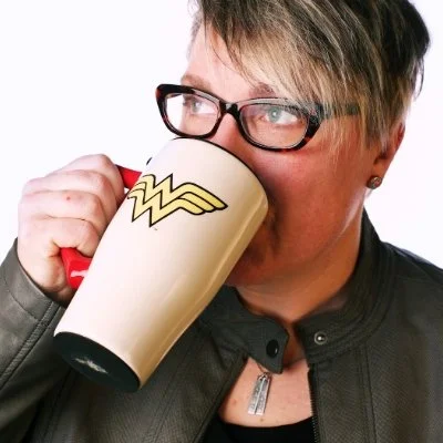 Laura Schjeldahl, Sundog