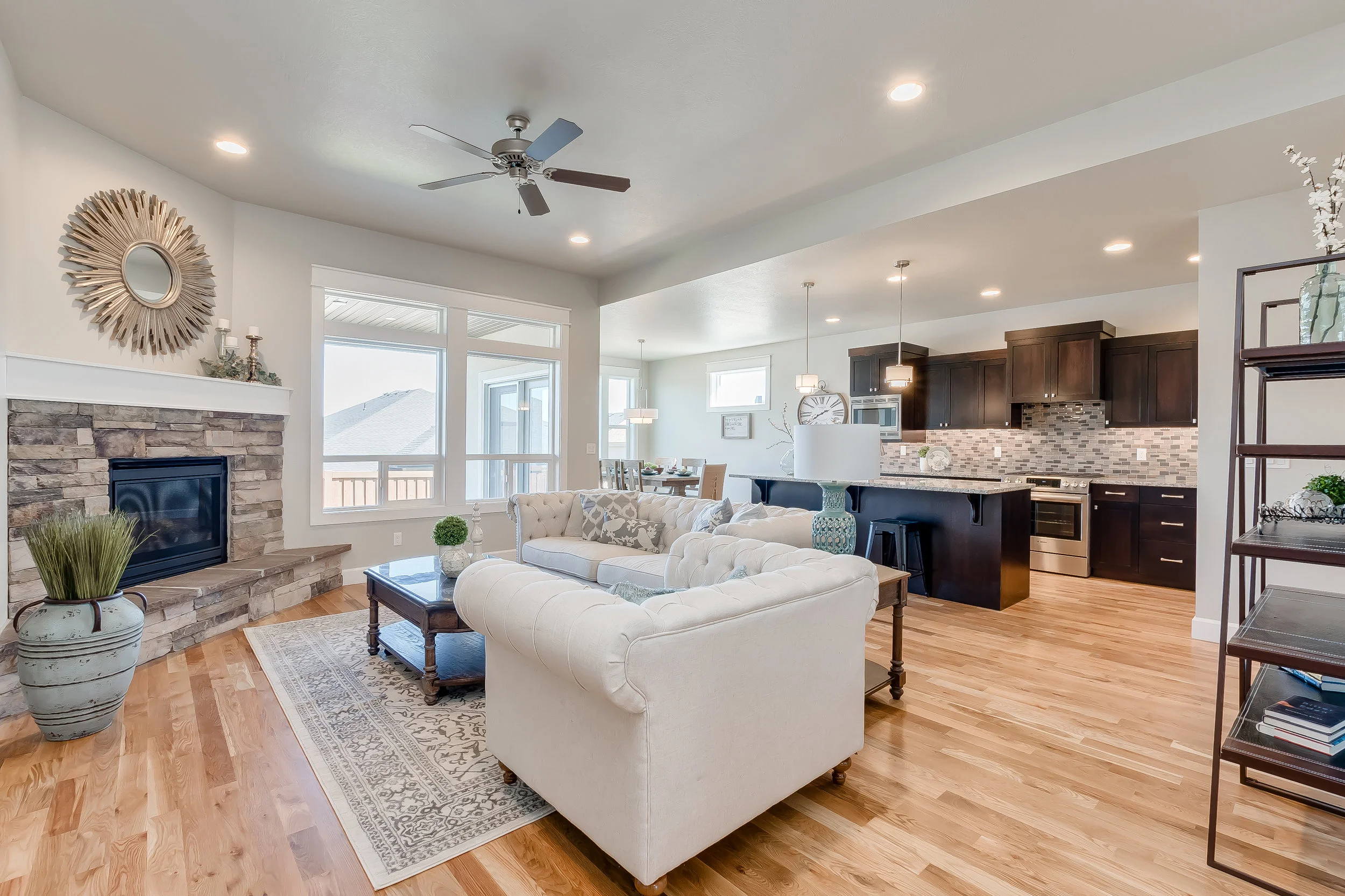 010_Living Room.jpg