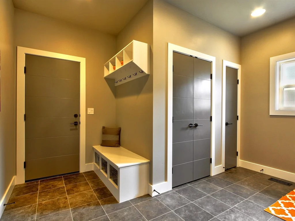 024_MudBack Entry.jpg