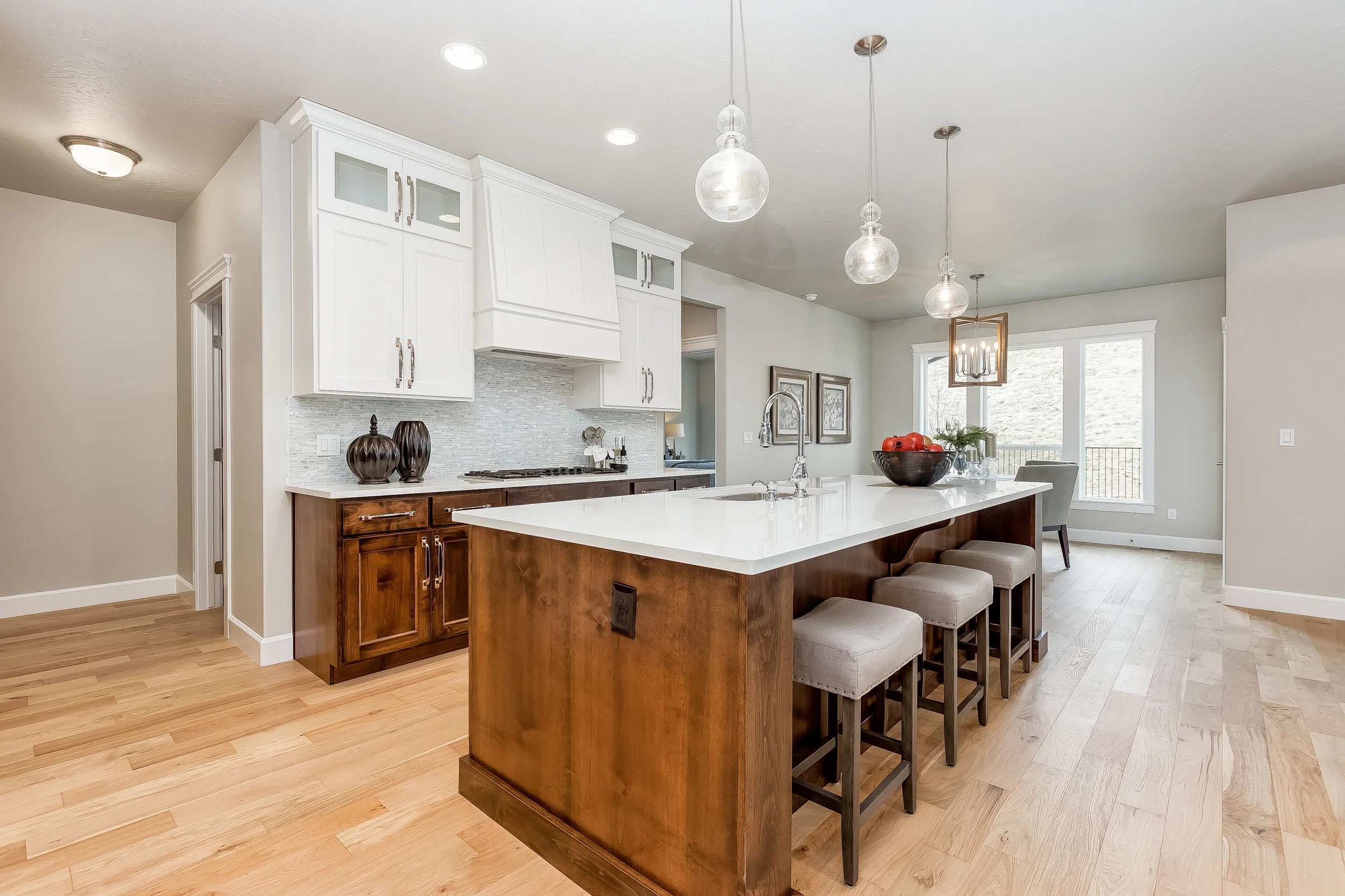 024_Kitchen .jpg