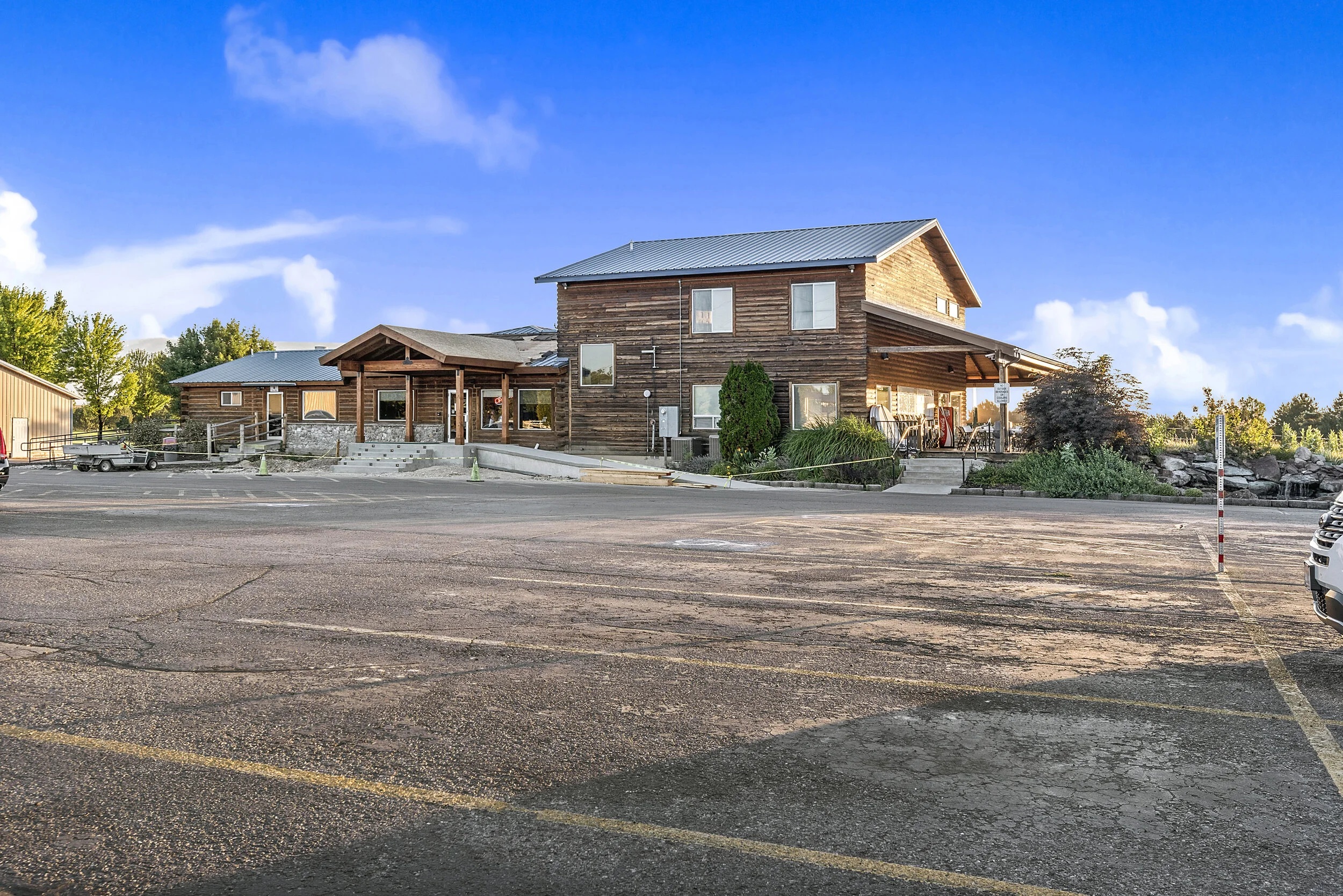 Enjoy Golf Close to Home! Boise Ranch Golf Course is 1 Mile Away — Hazelwood Village