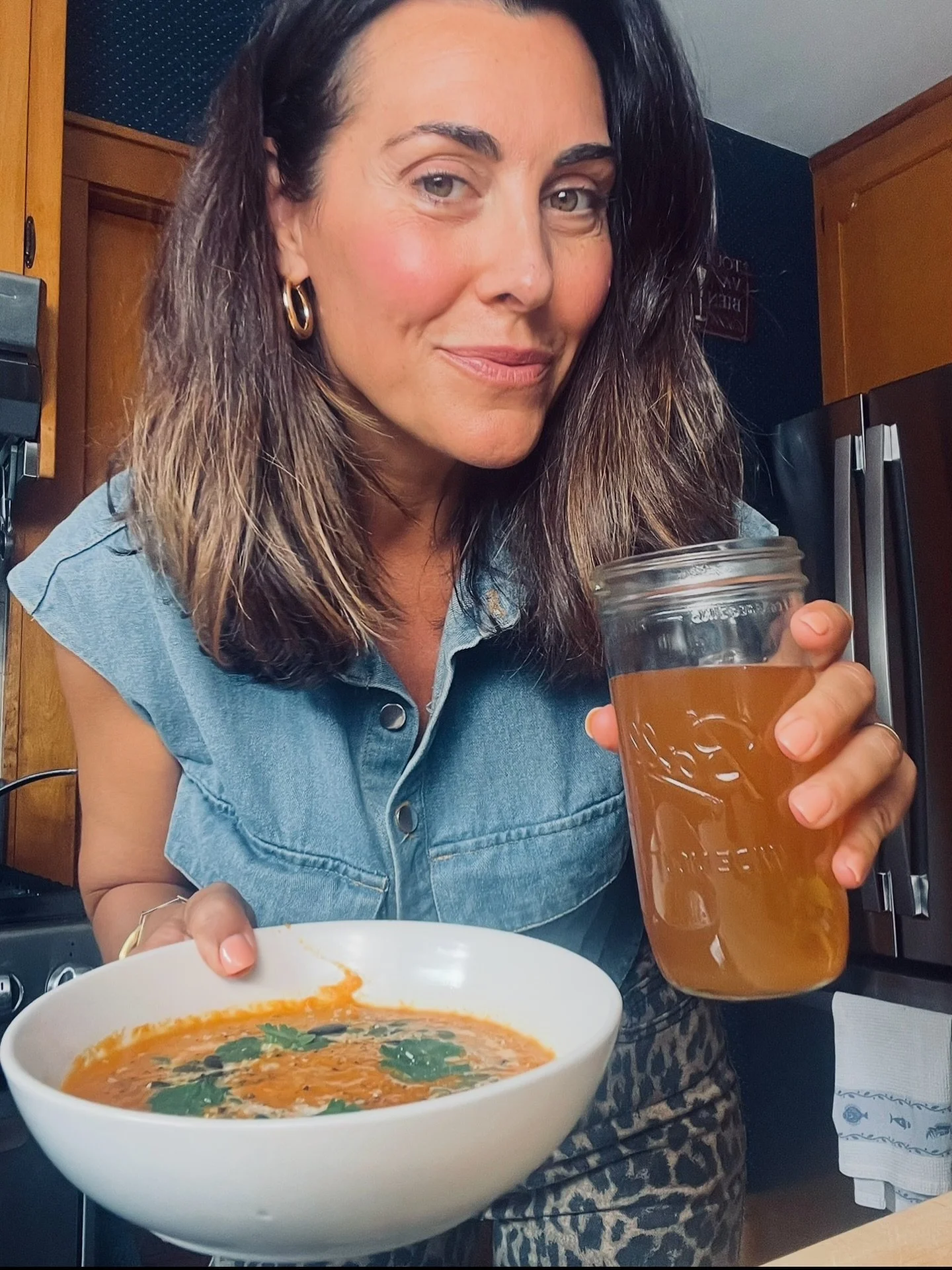 🍂 My Favorite Fall Workshop 🍂

This week, I had the joy of teaching Your Kitchen Medicine Cabinet Workshop for the Financial Accounting Foundation, in partnership with @NaoWellness.

This workshop is one of my favorites to share each fall because i