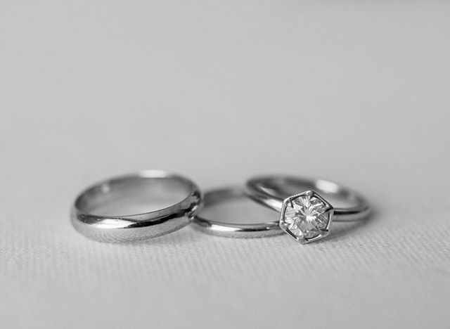 A little bling goes a long way.
.
.
.
photo credit: @lauramurray
#ringselfies #rockymountainbride #mountainwedding #coloradobride #weddinginspo #denverwedding #vailwedding #futuremrs #mountainbride #destinationwedding #fineartwedding #revelandbloom #thatsdarling #heputaringonit #soloverly #loveauthentic #stylemepretty #aspenwedding #coloradoweddings #coloradoweddingplanner #heywildweddings #tellurideweddings #bride #denverweddingplanner #instawedding #denverwedding #weddingstyle #engaged #luxurywedding #shesaidyes