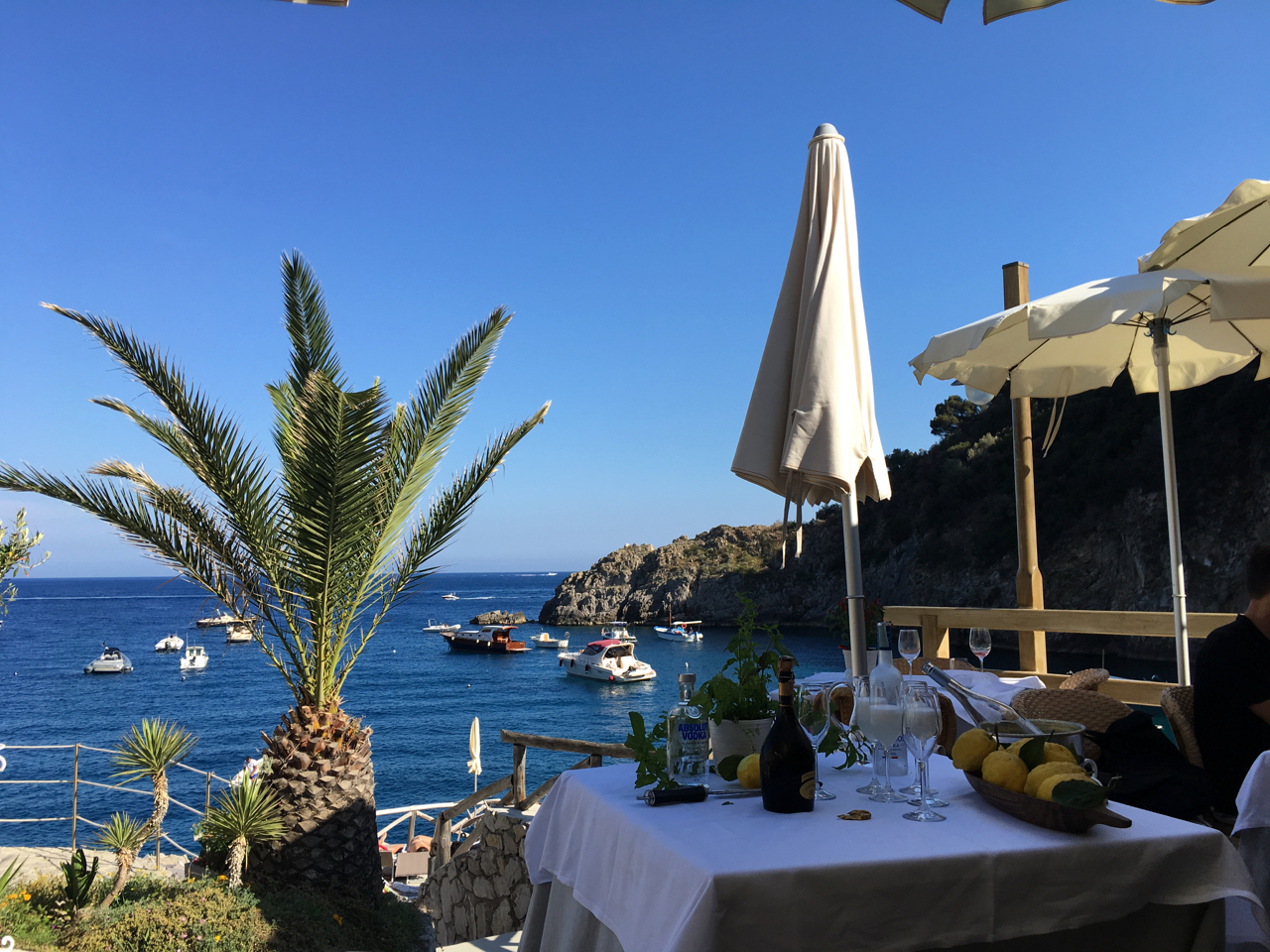 Lunch in a Secret Oasis at Beach Club and Restaurant La Conca del Sogno