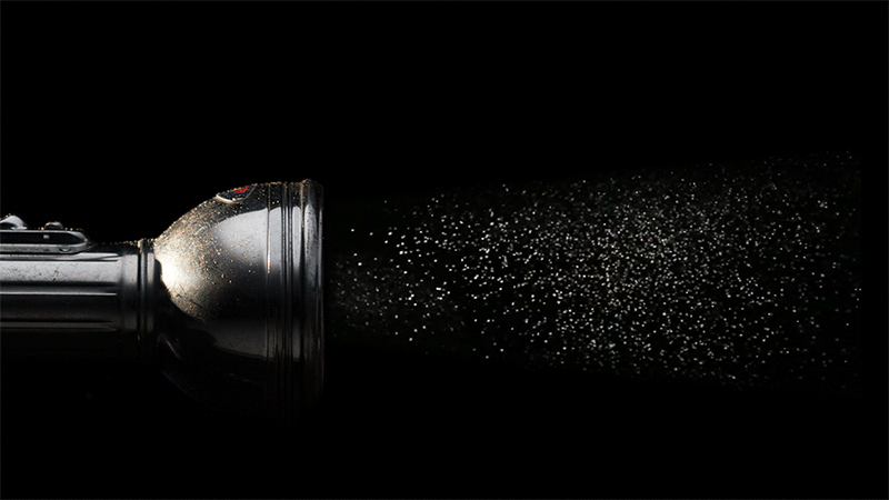 DUST623_LNl6rj_flashlight_3_800gif copy.gif