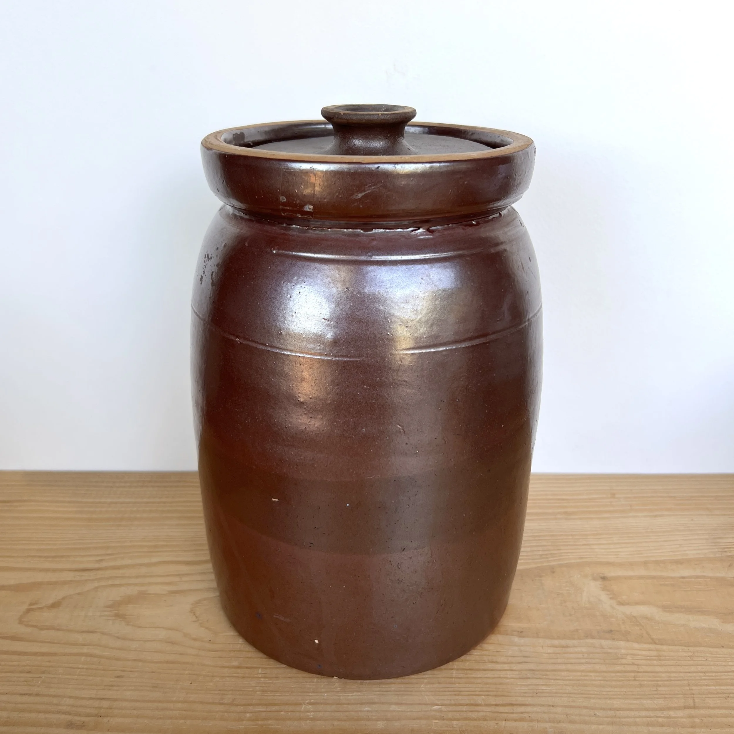 Vintage/Antique Stoneware Crock w/Lid!