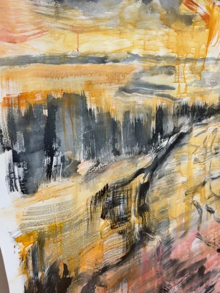 Capturing the progress of the 15 foot long painting that is taking over my art studio walls!! This mural-like piece is developing rapidly as I work my way across it from left to right and add layers of vibrant colour and texture 🎉🎨