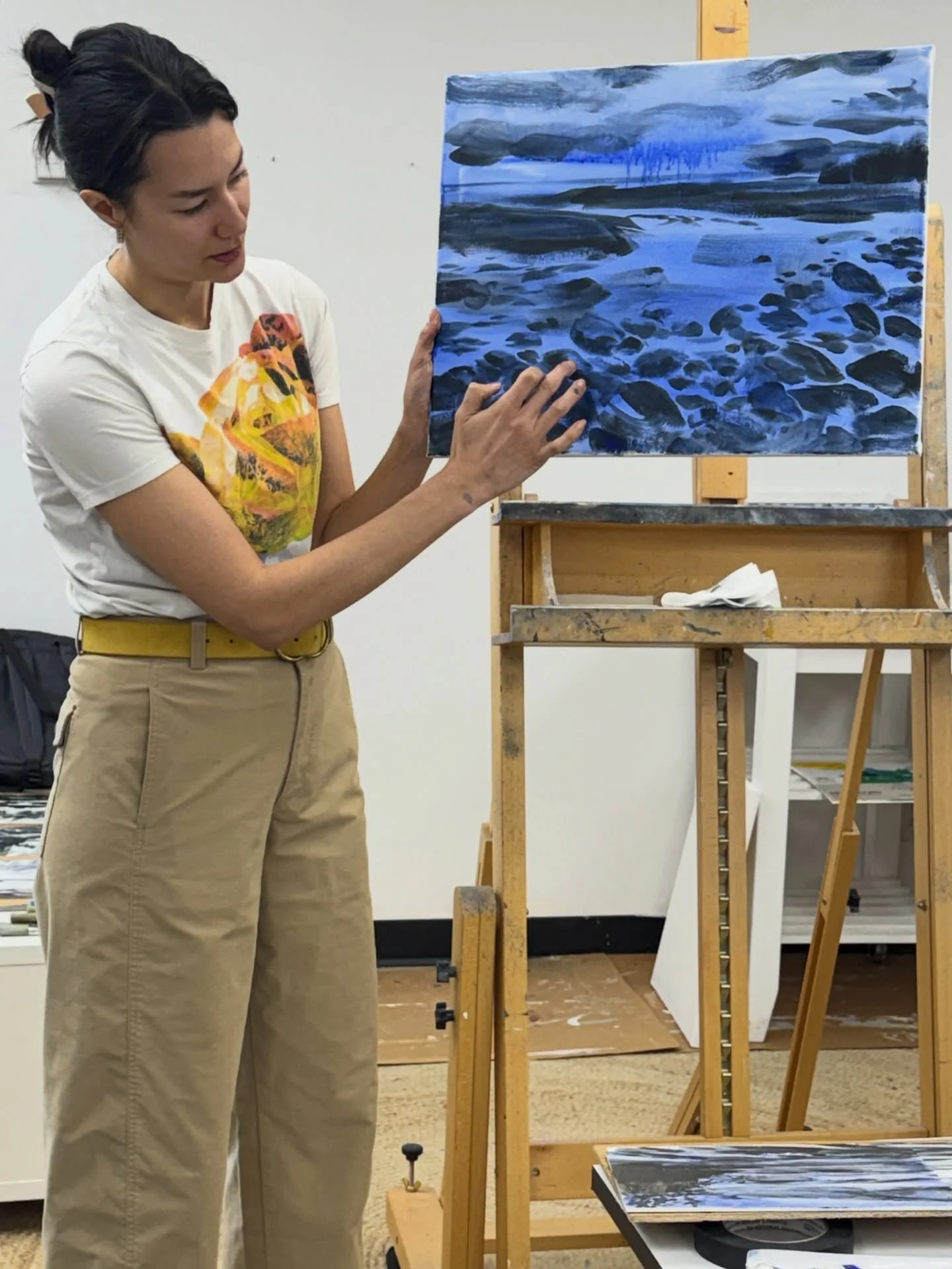 There is something so magical about watching a room full of people find their flow ✨

In my recent acrylic painting workshop, we dove deep into the world of light and shadow, exploring how to capture that fleeting moment when the sun breaks through h