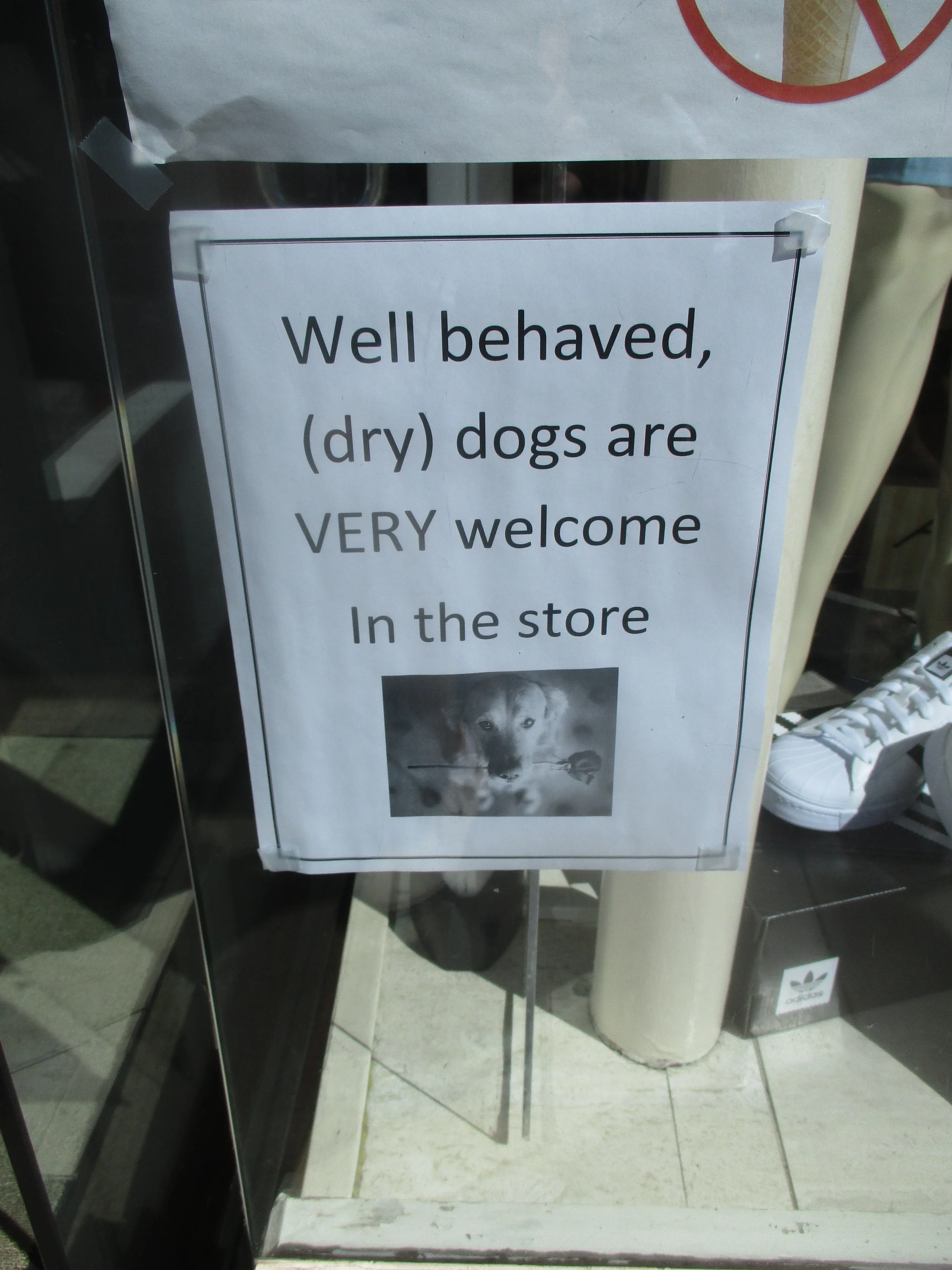 Here we have a different sort of Canine Admonition, but Etiquetteer has to wonder how successful it is.