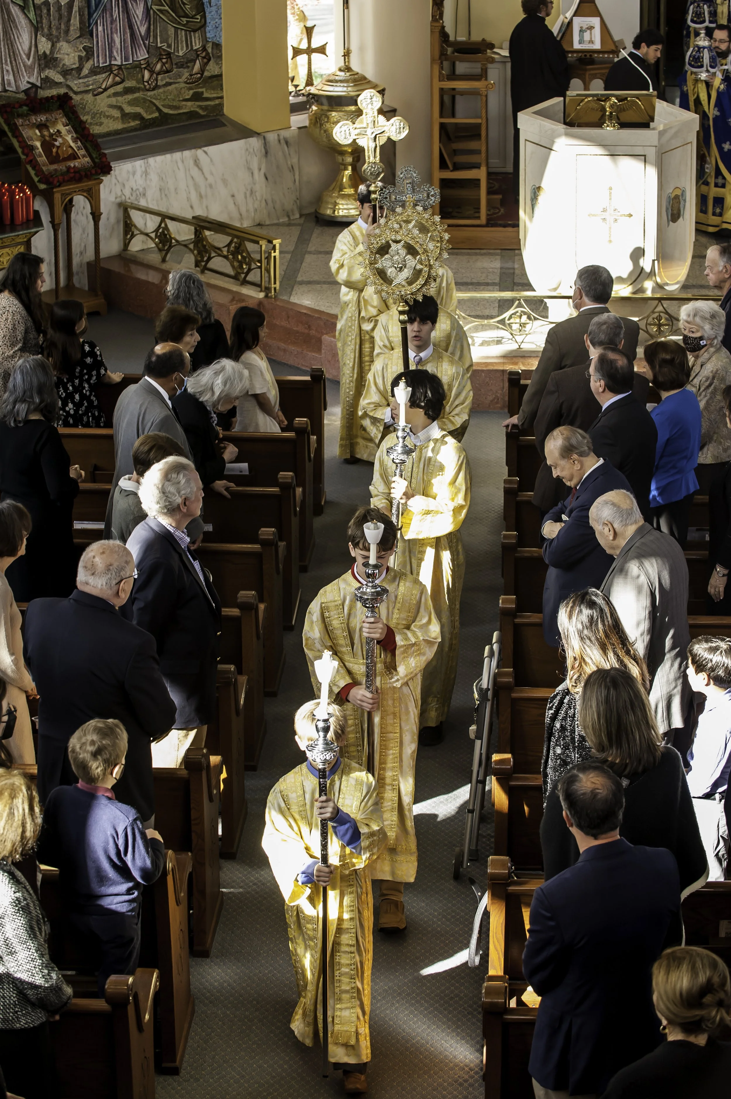 2022VenerationoftheHolyCross-40.JPG