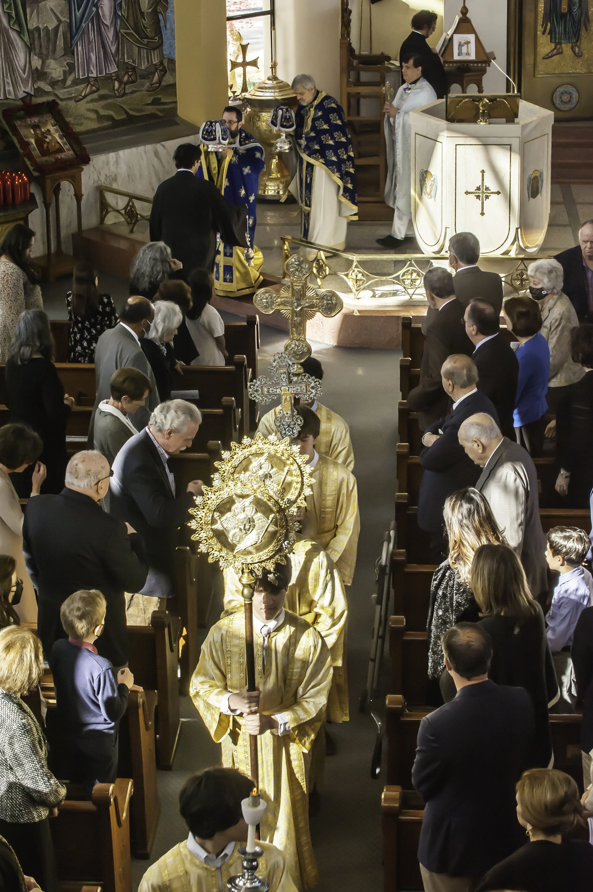 2022VenerationoftheHolyCross-43.JPG