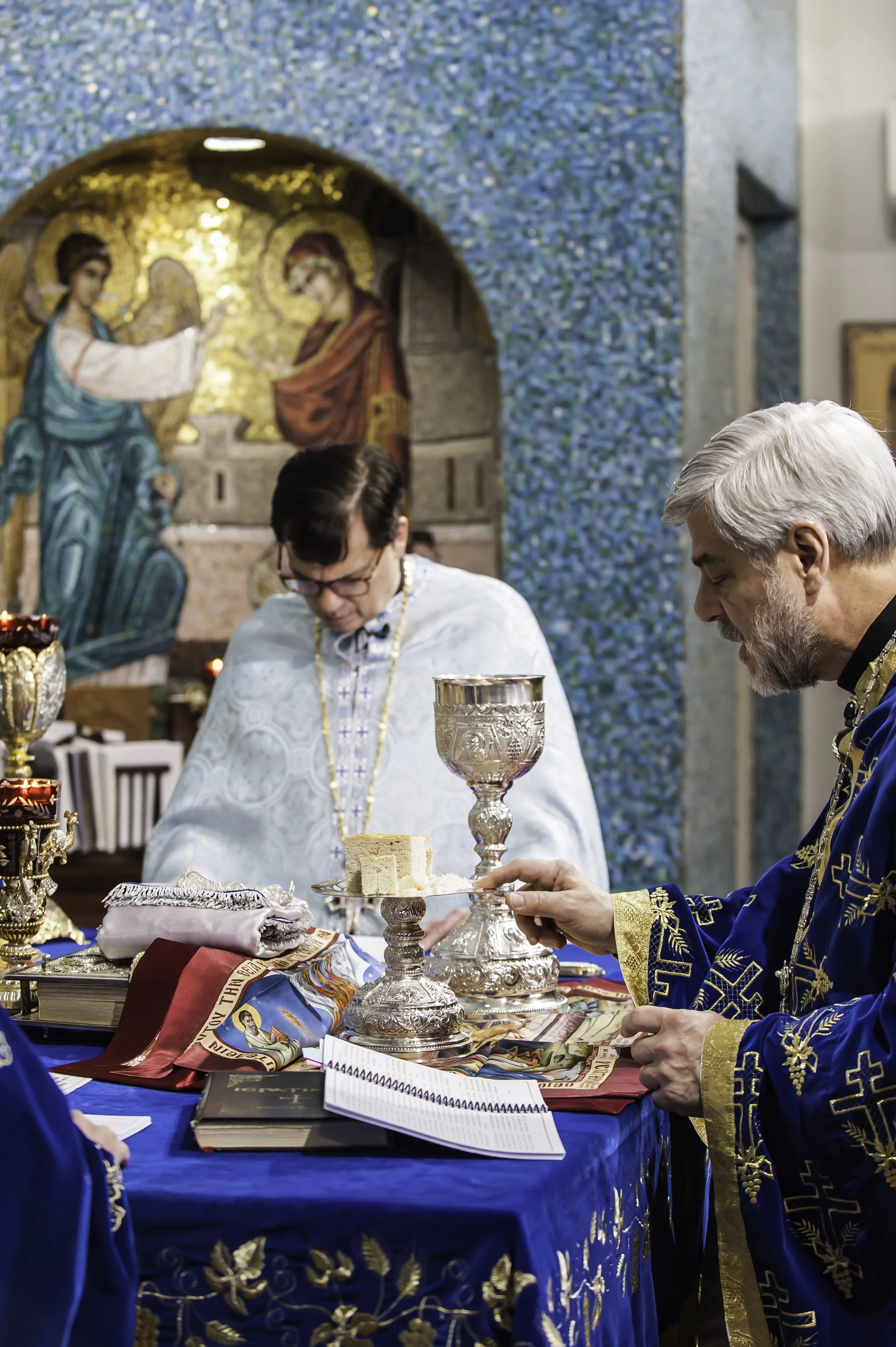2022VenerationoftheHolyCross-62.JPG