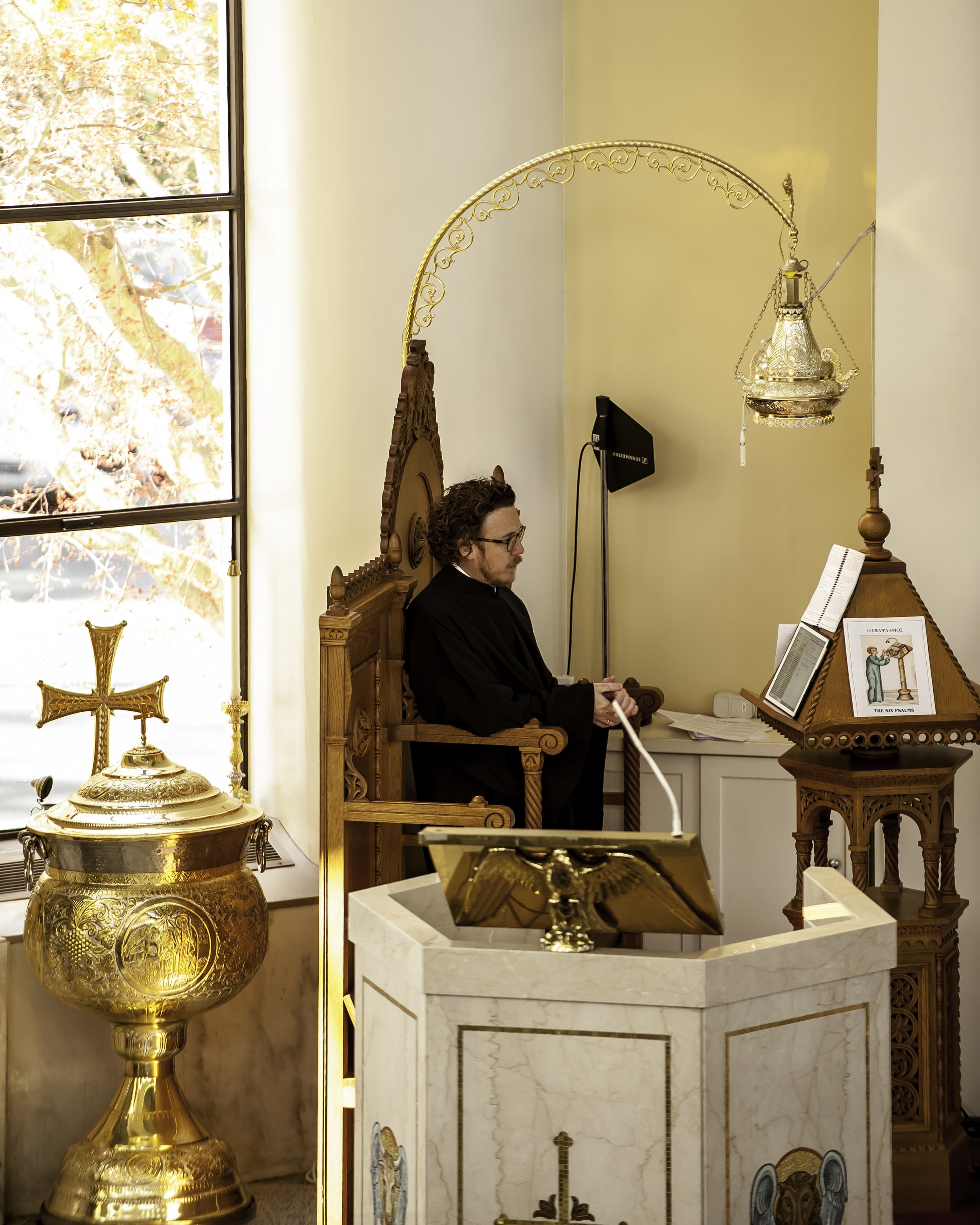 2022VenerationoftheHolyCross-125.JPG