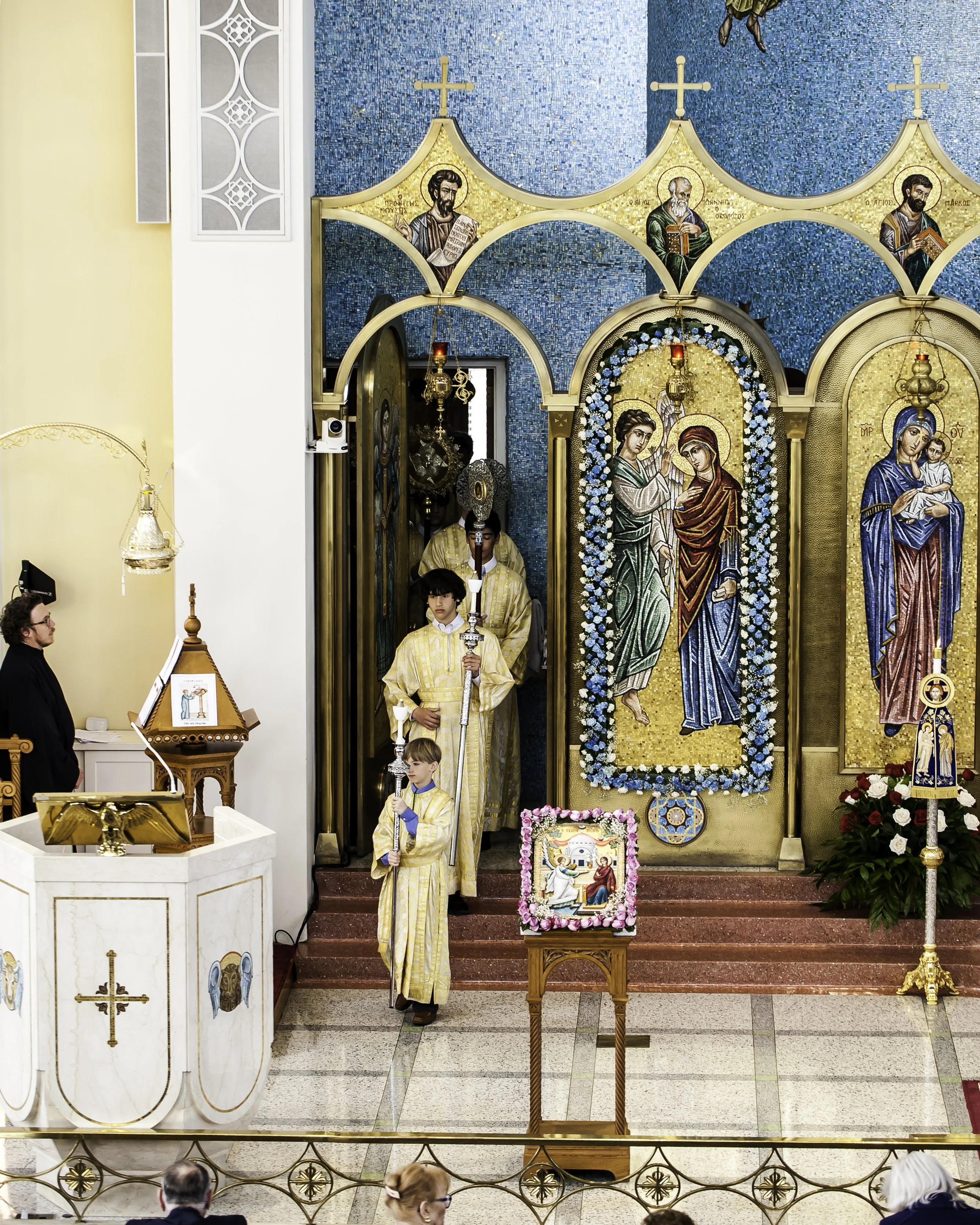 2022VenerationoftheHolyCross-131.JPG