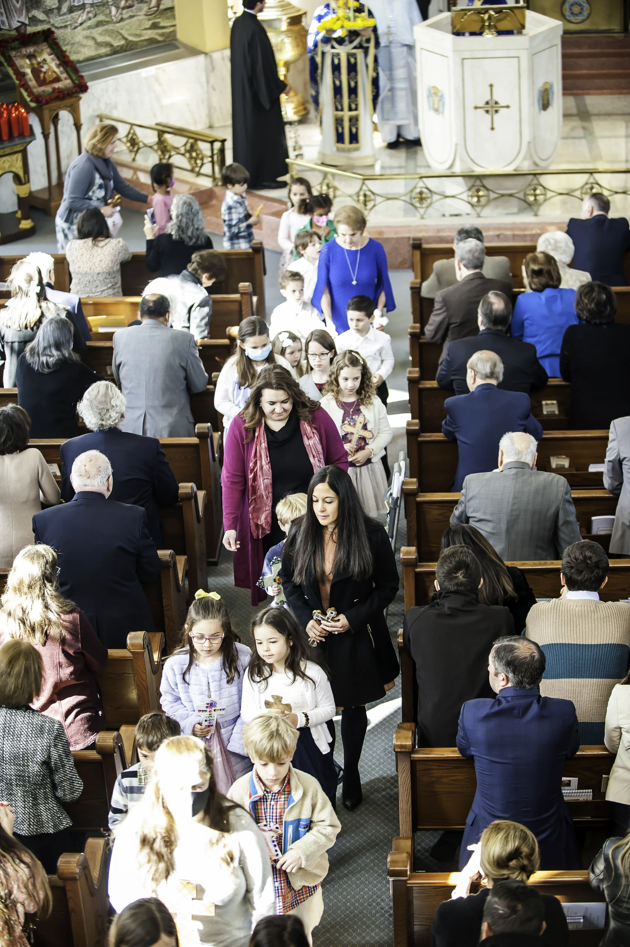 2022VenerationoftheHolyCross-163.JPG