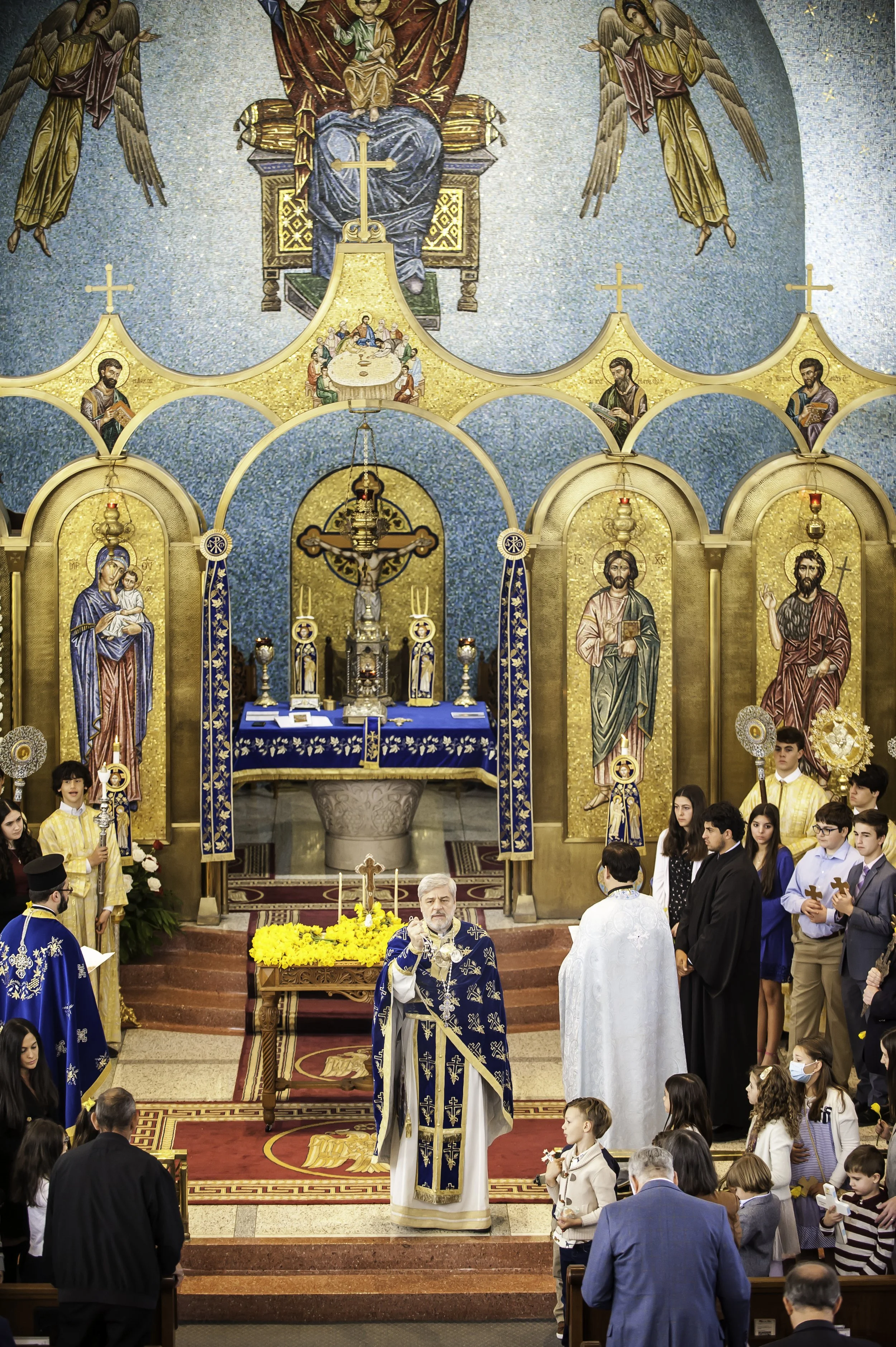2022VenerationoftheHolyCross-202.JPG