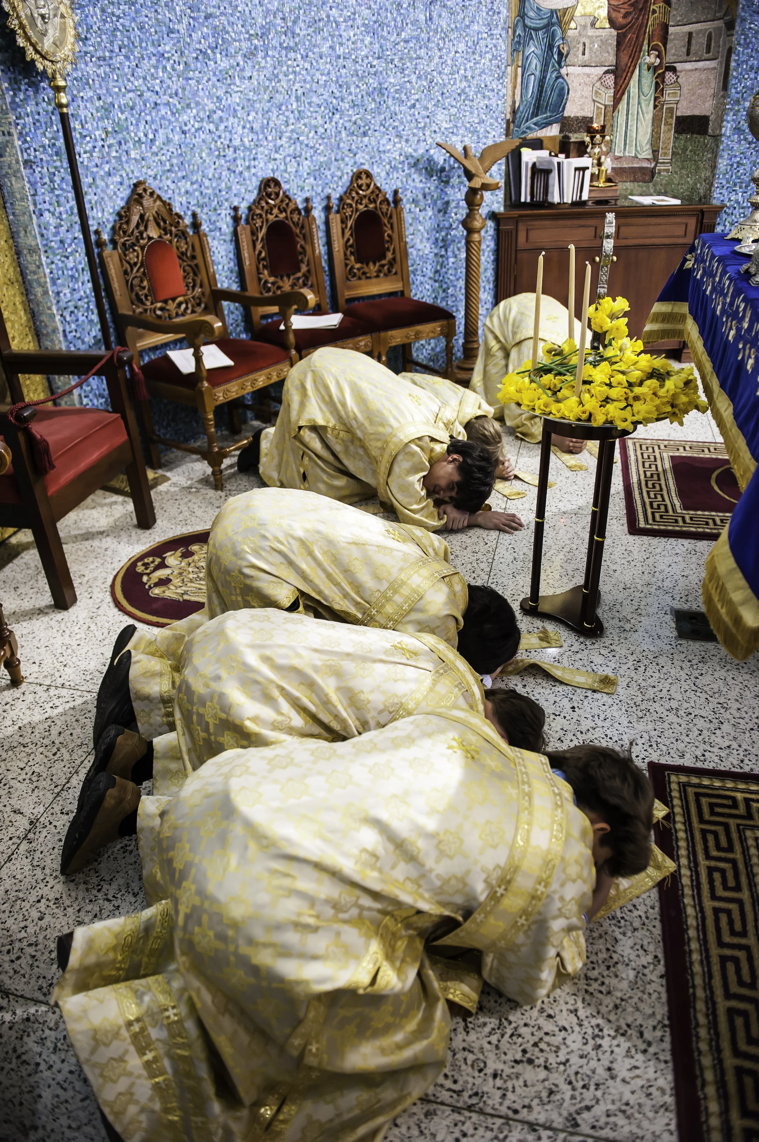 2022VenerationoftheHolyCross-305.JPG