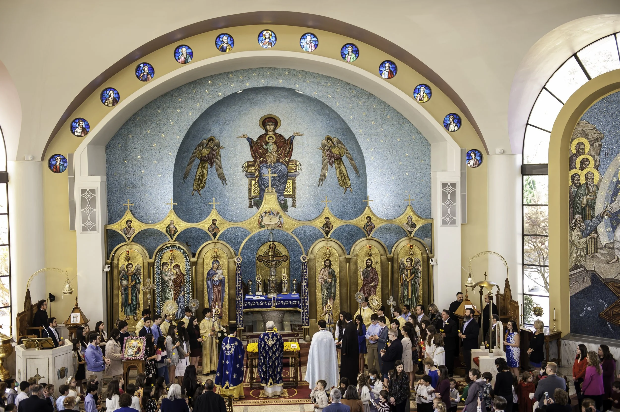 2022VenerationoftheHolyCross-400.JPG