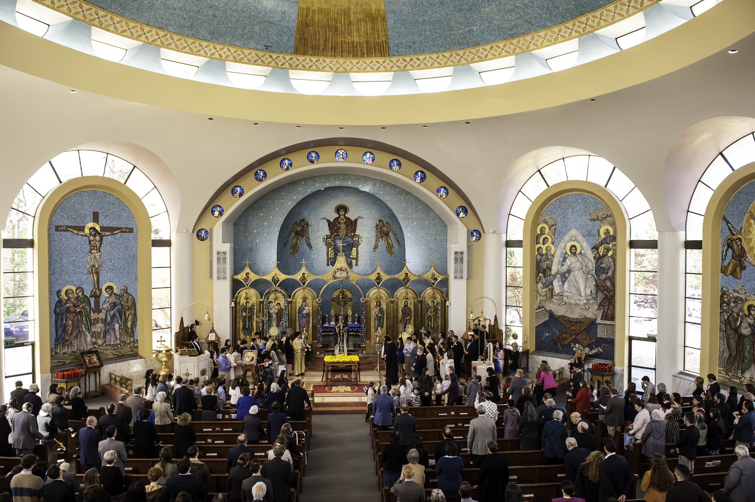 2022VenerationoftheHolyCross-408.JPG