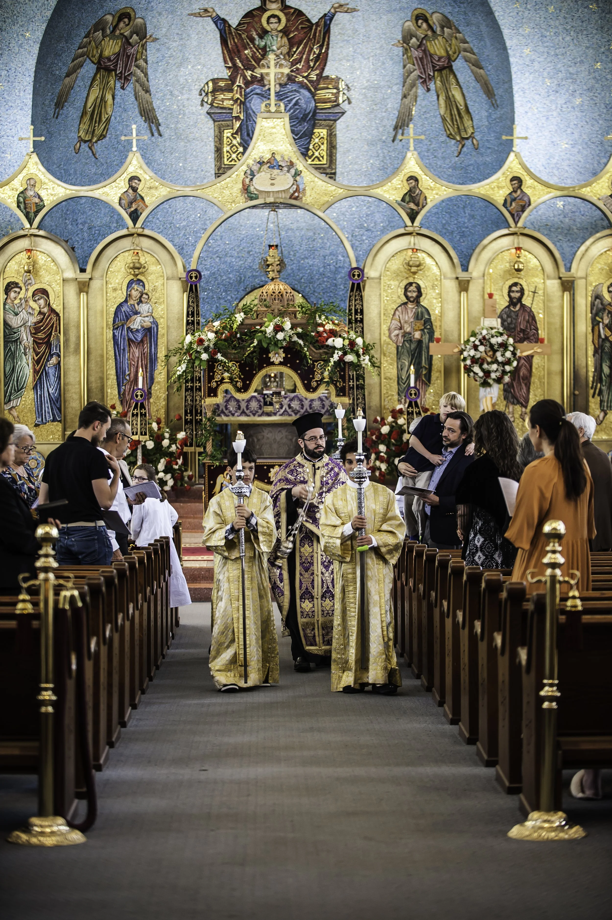 20220422Lamentations-Epitaphios Service-14.JPG