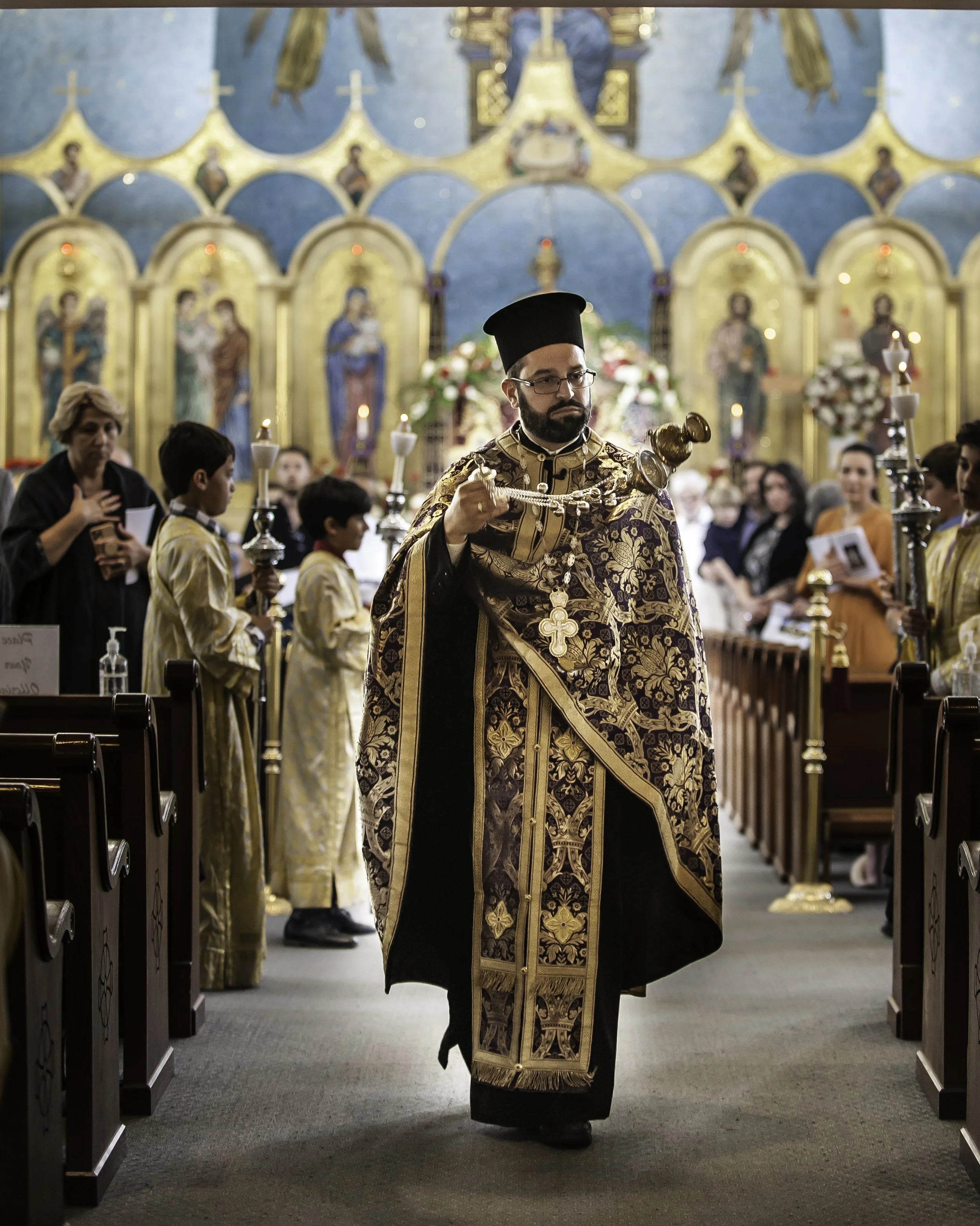 20220422Lamentations-Epitaphios Service-18.JPG