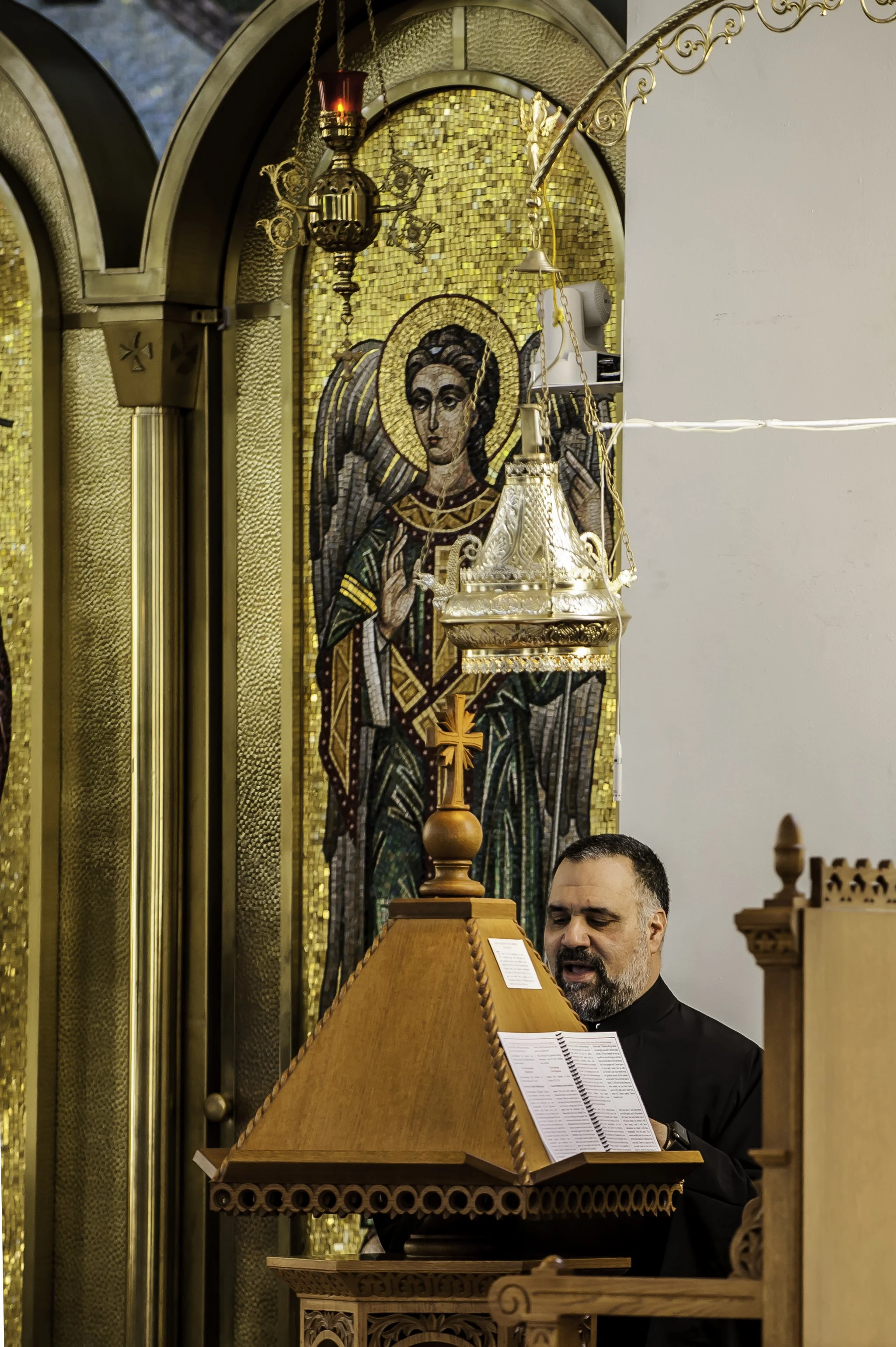 20220422Lamentations-Epitaphios Service-30.JPG