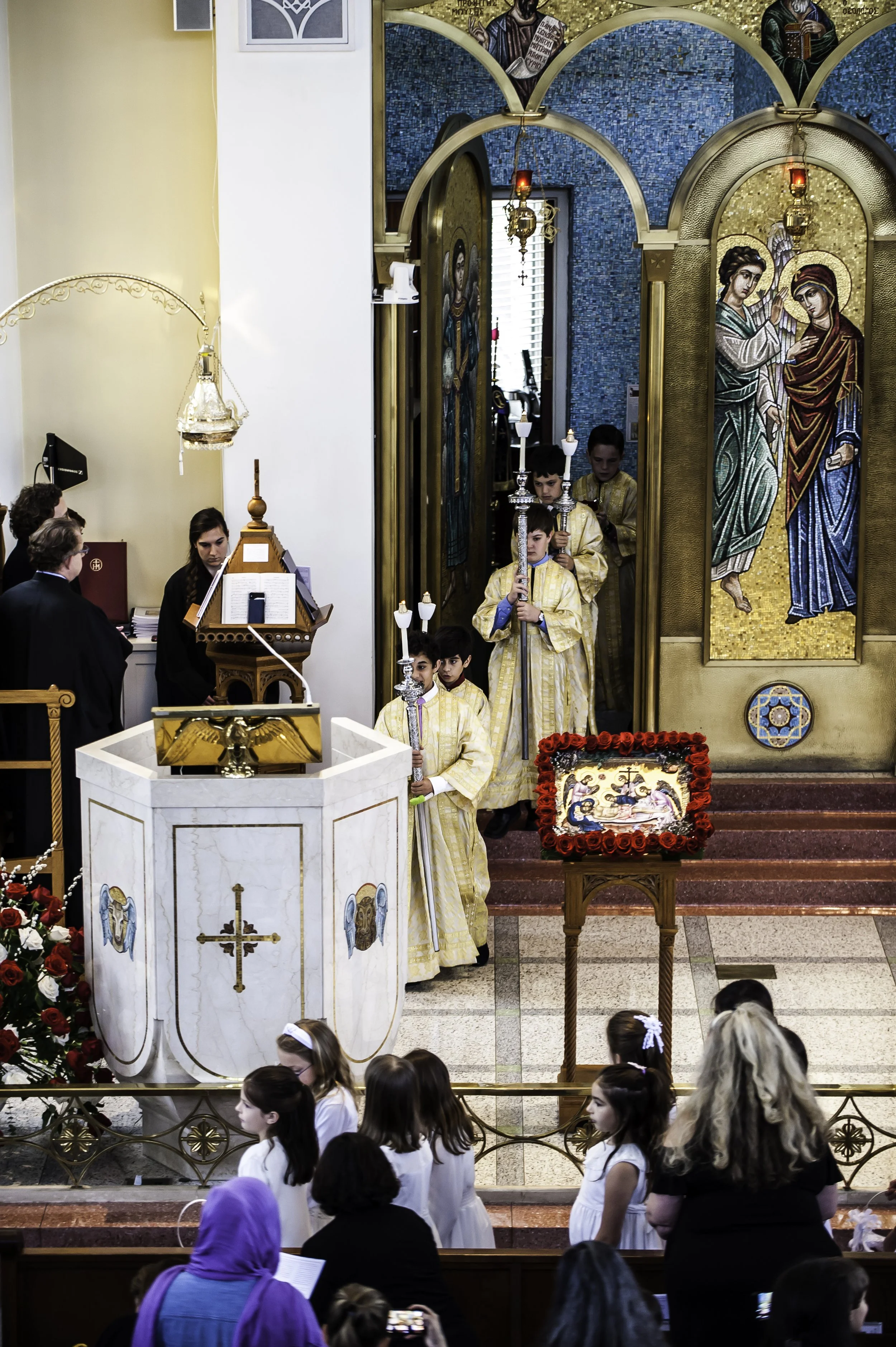 20220422Lamentations-Epitaphios Service-52.JPG