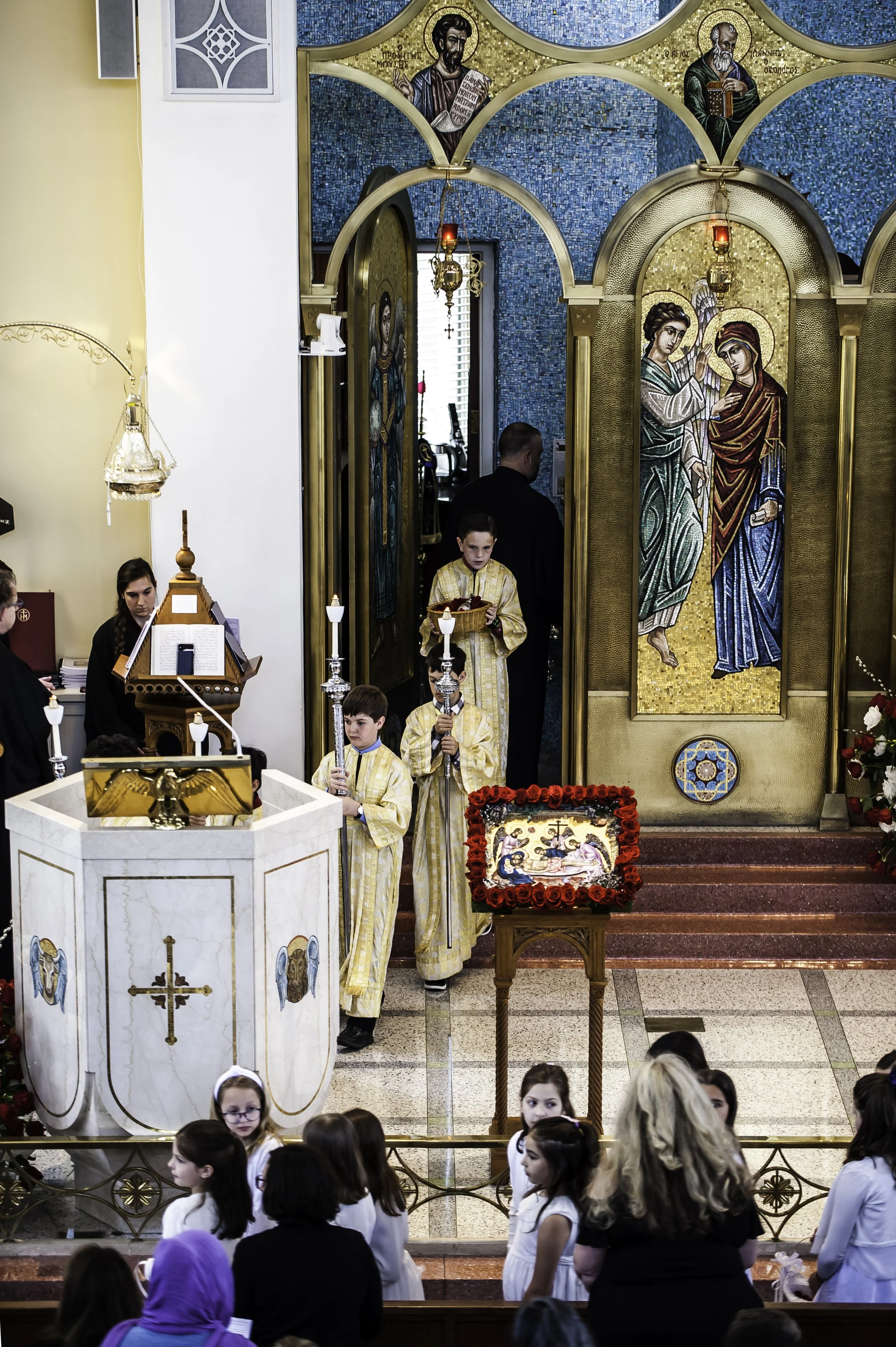 20220422Lamentations-Epitaphios Service-53.JPG