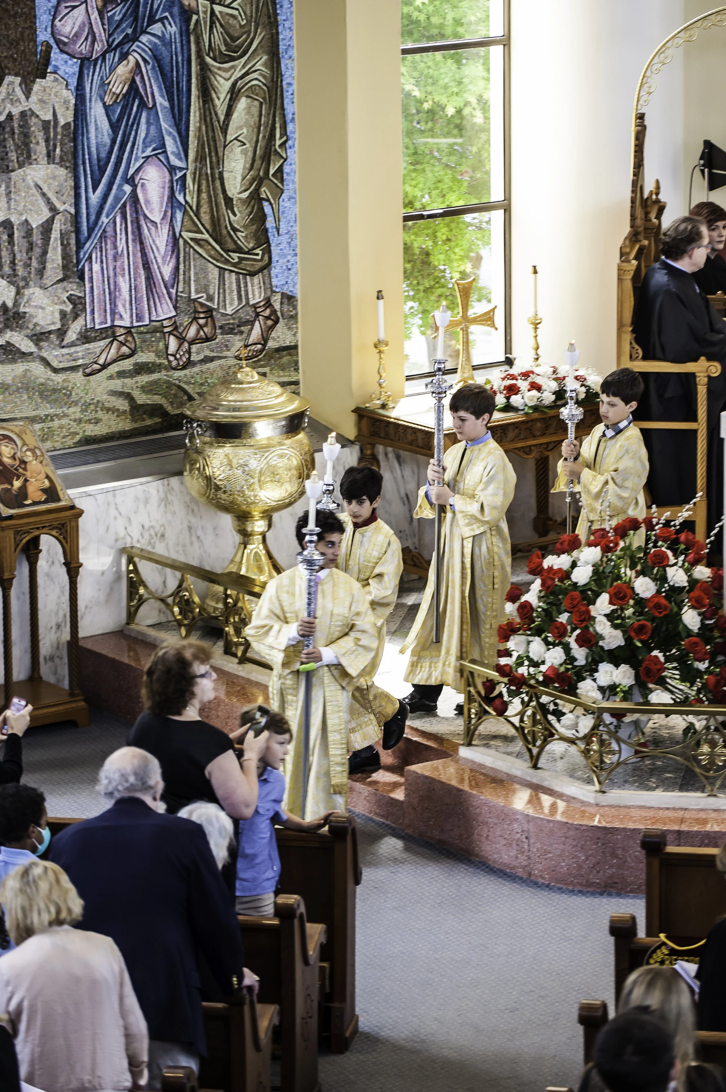 20220422Lamentations-Epitaphios Service-55.JPG