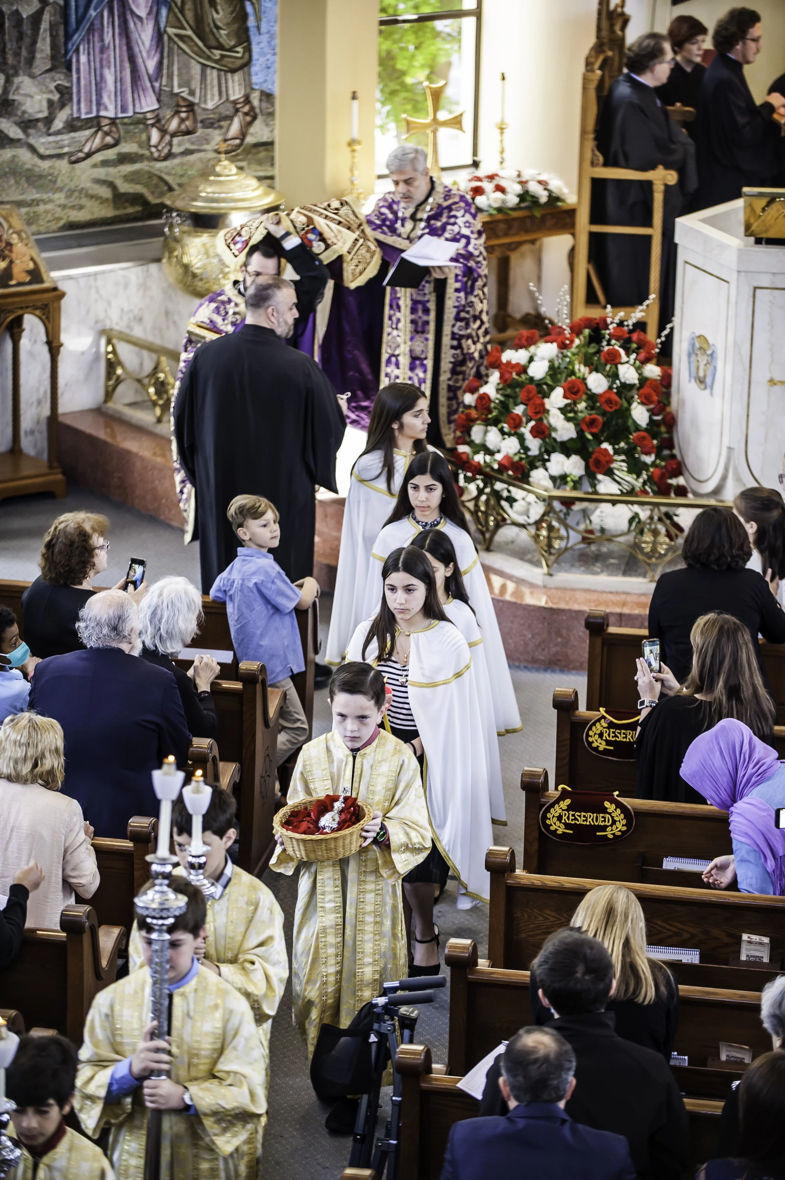 20220422Lamentations-Epitaphios Service-62.JPG